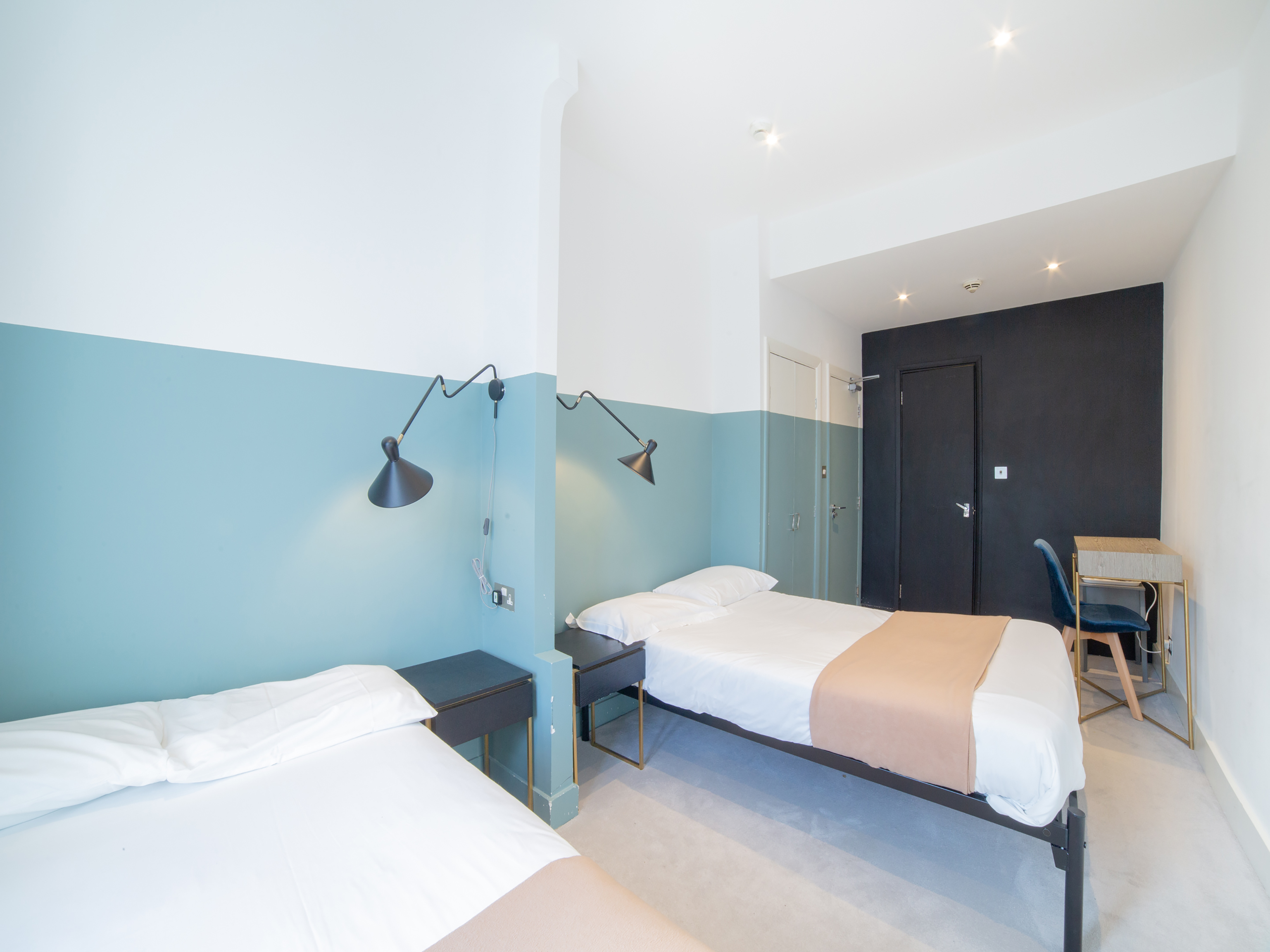 Amsterdam Hotel