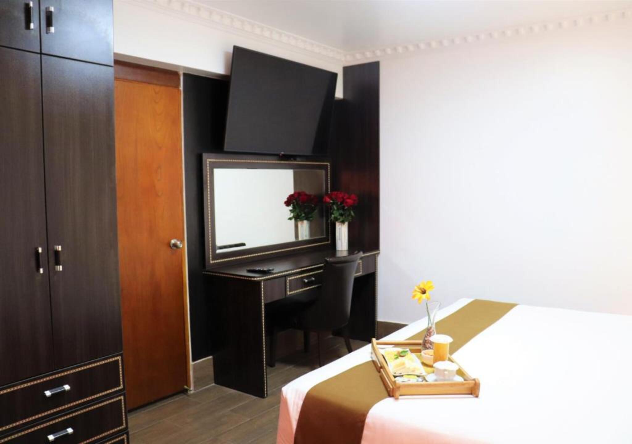 Inkari Suites Hotel