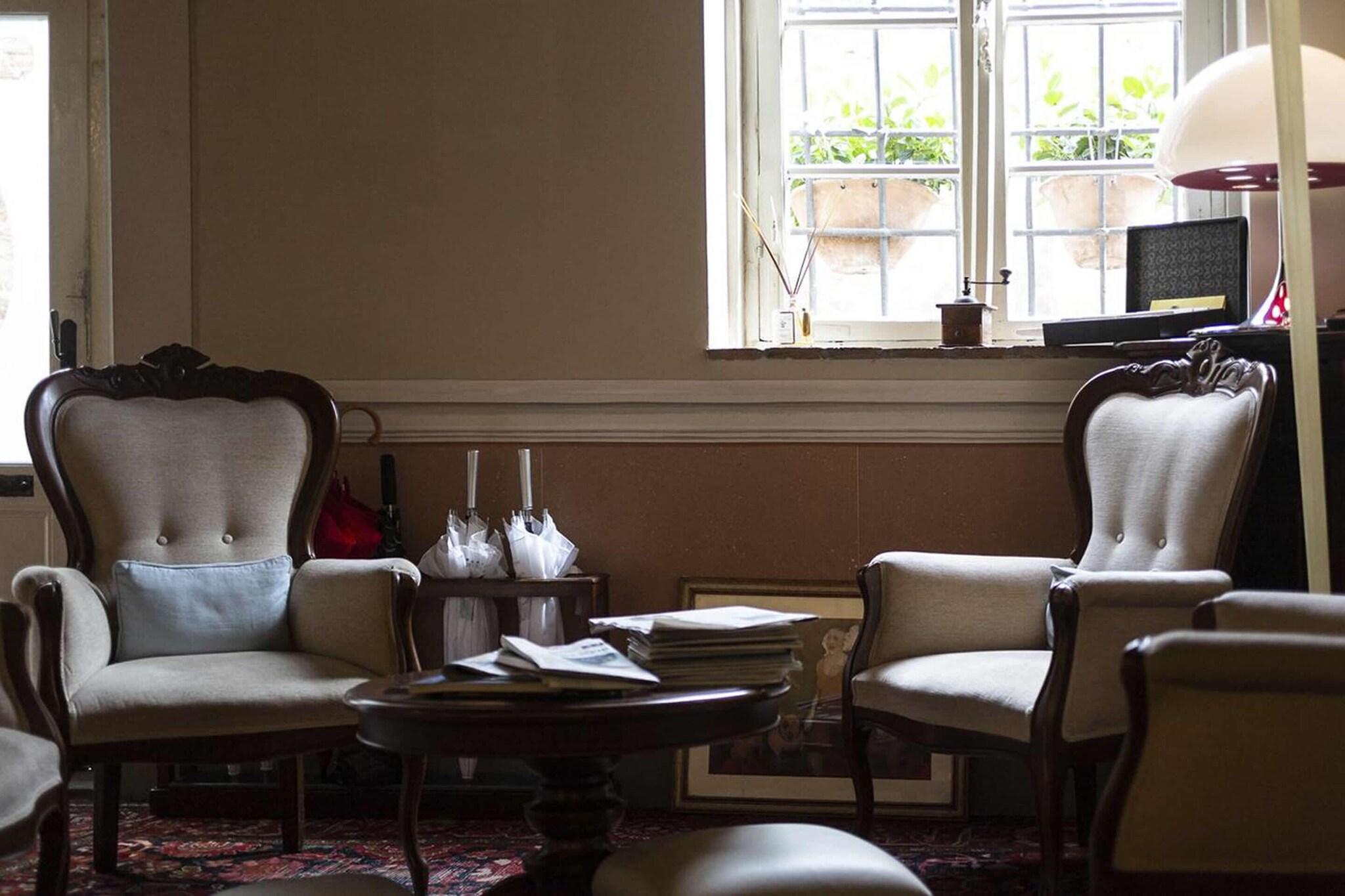 Albergo alla Corte degli Angeli by null