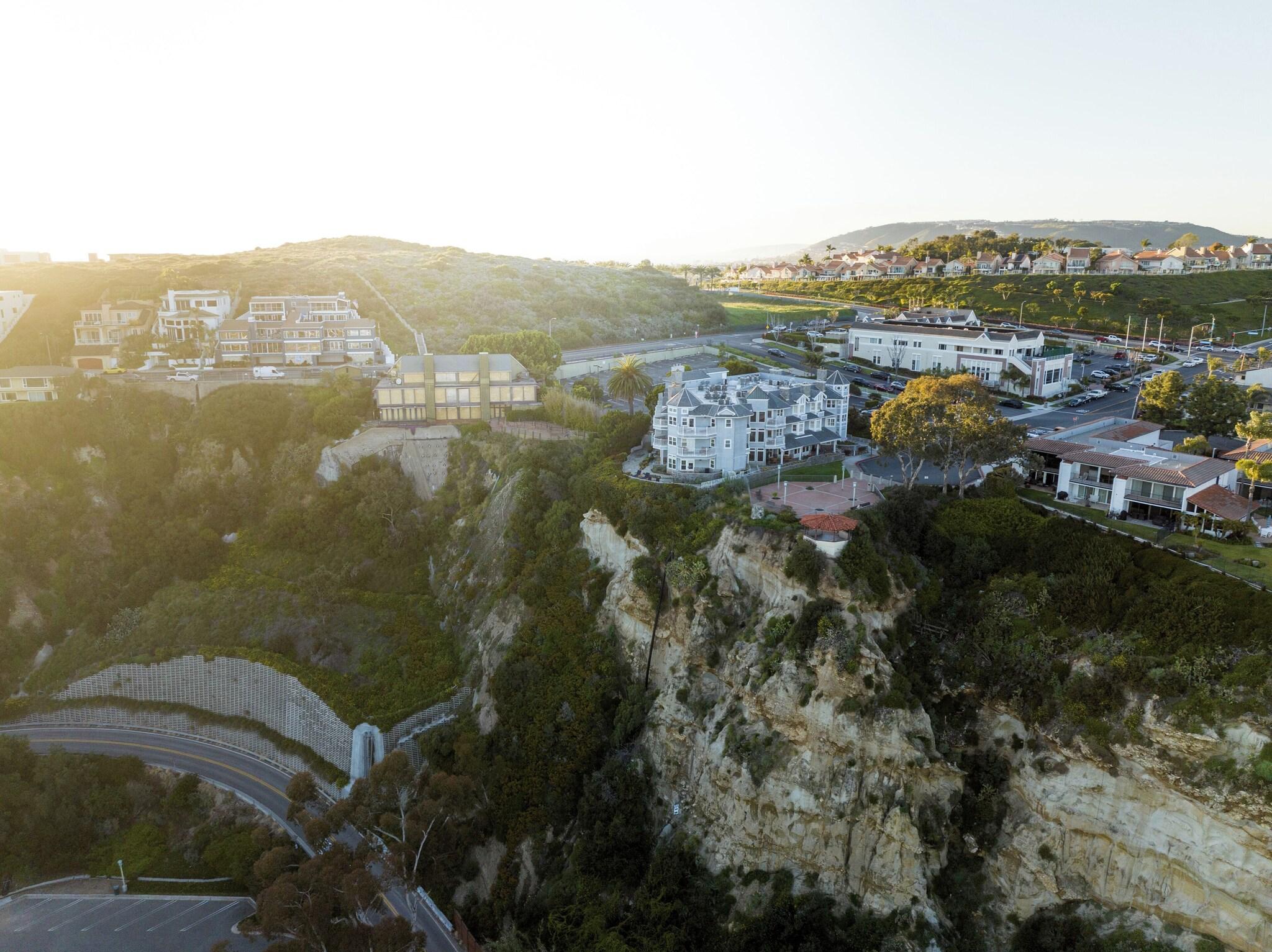 Blue Lantern Inn by null