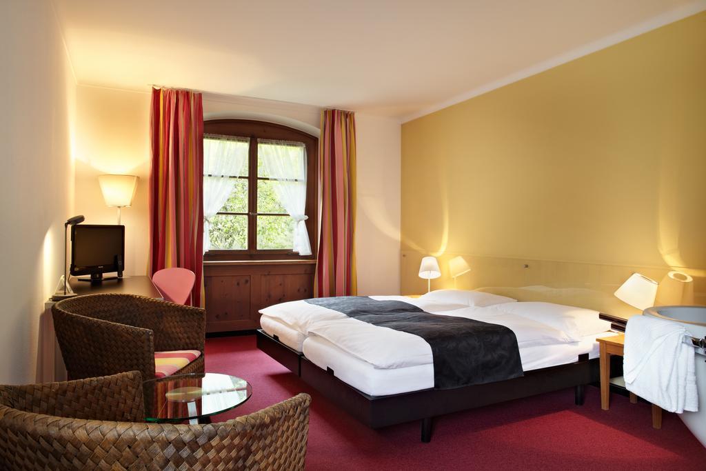 See- und Seminarhotel FloraAlpina by null