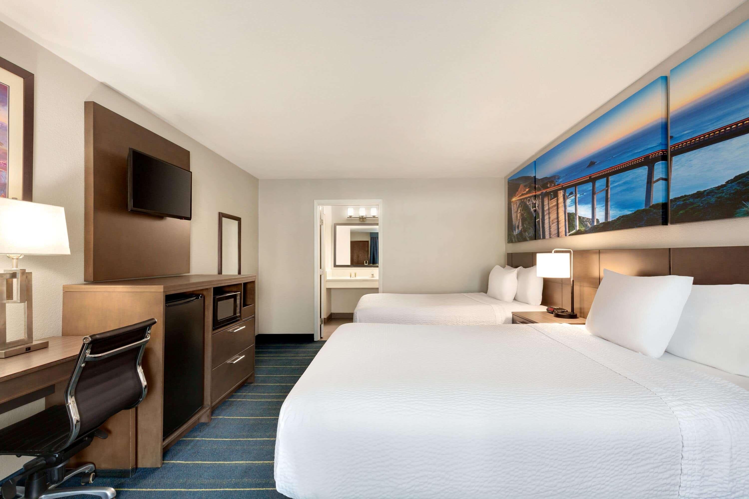 Days Inn by Wyndham Anaheim Disneyland