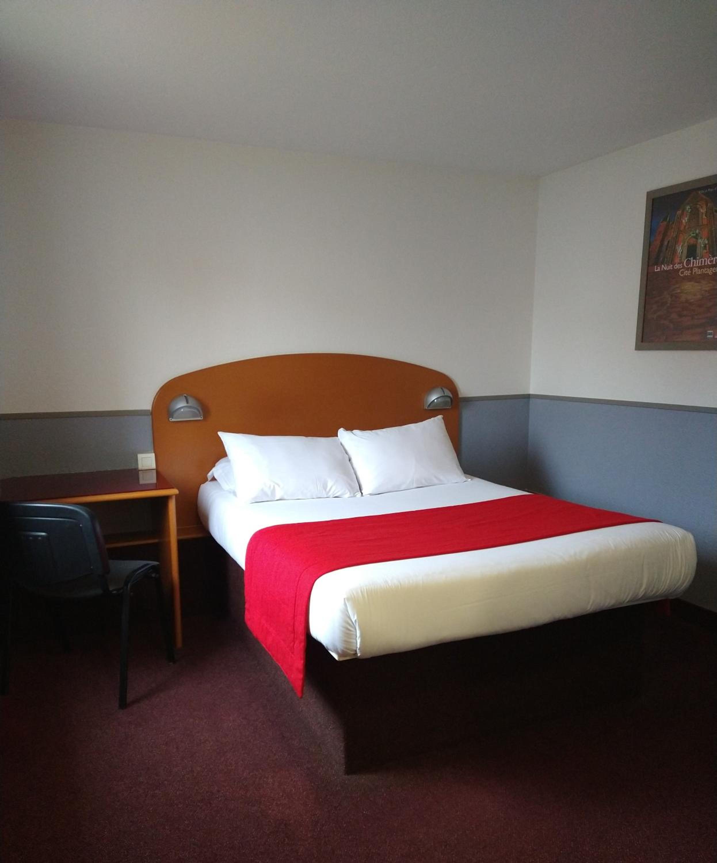 Quick Palace Le Mans Nord St Sturnin