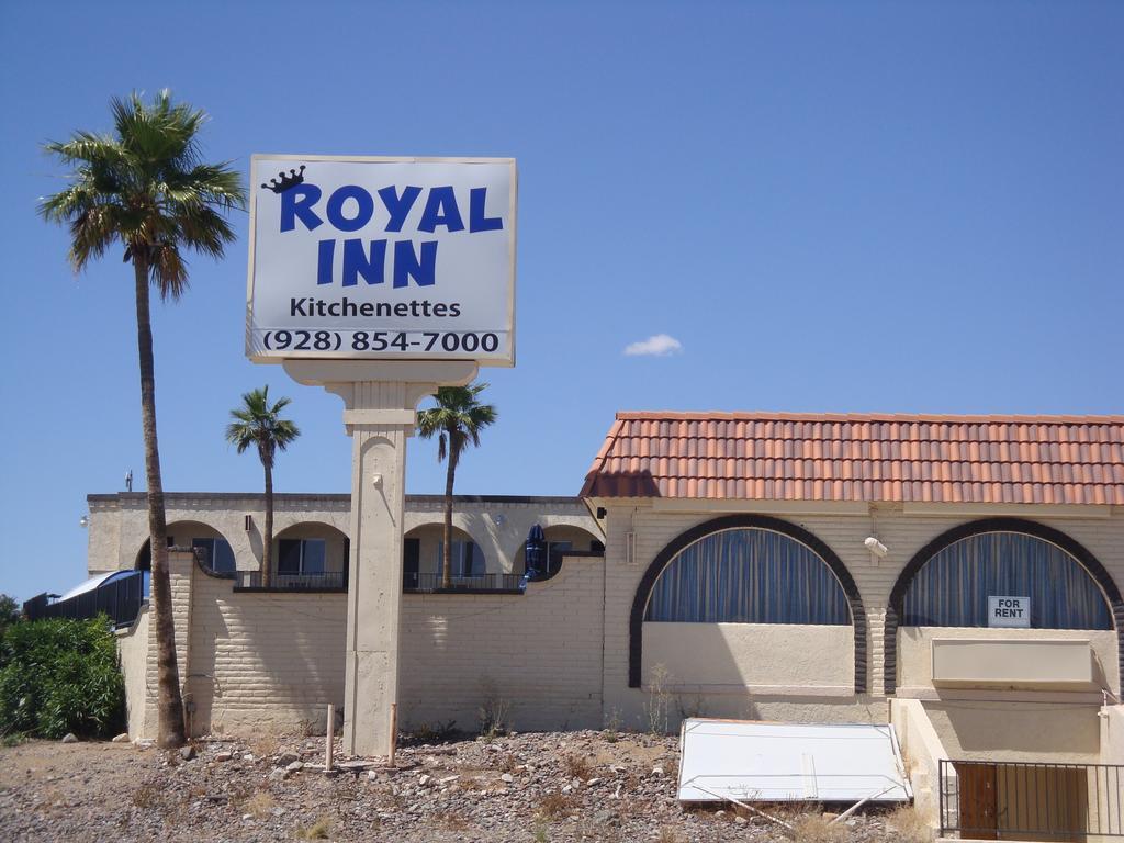 Royal Inn image