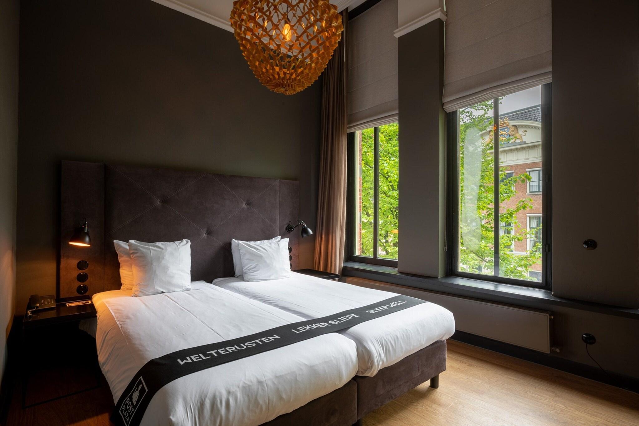 Post-Plaza Hotel & Grand Café by null