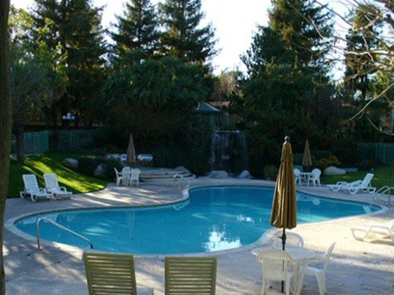 Santa Anita Inn