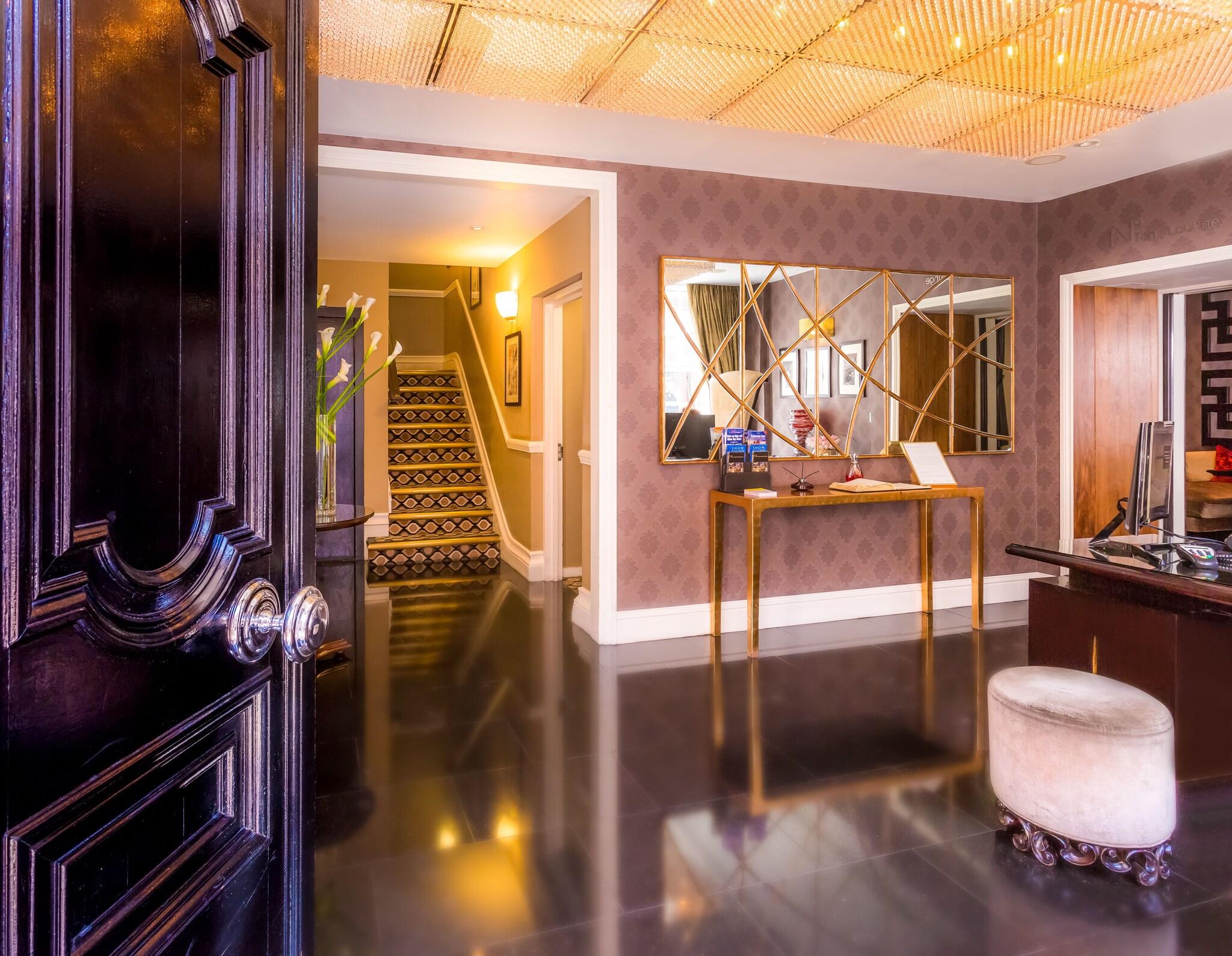 No. Ten Manchester Street Hotel by null