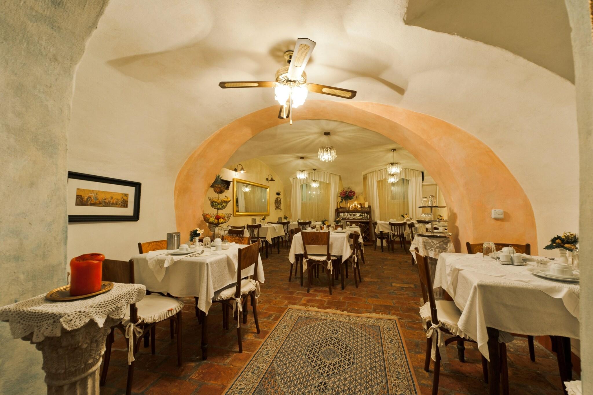 Allegro Hotel by null