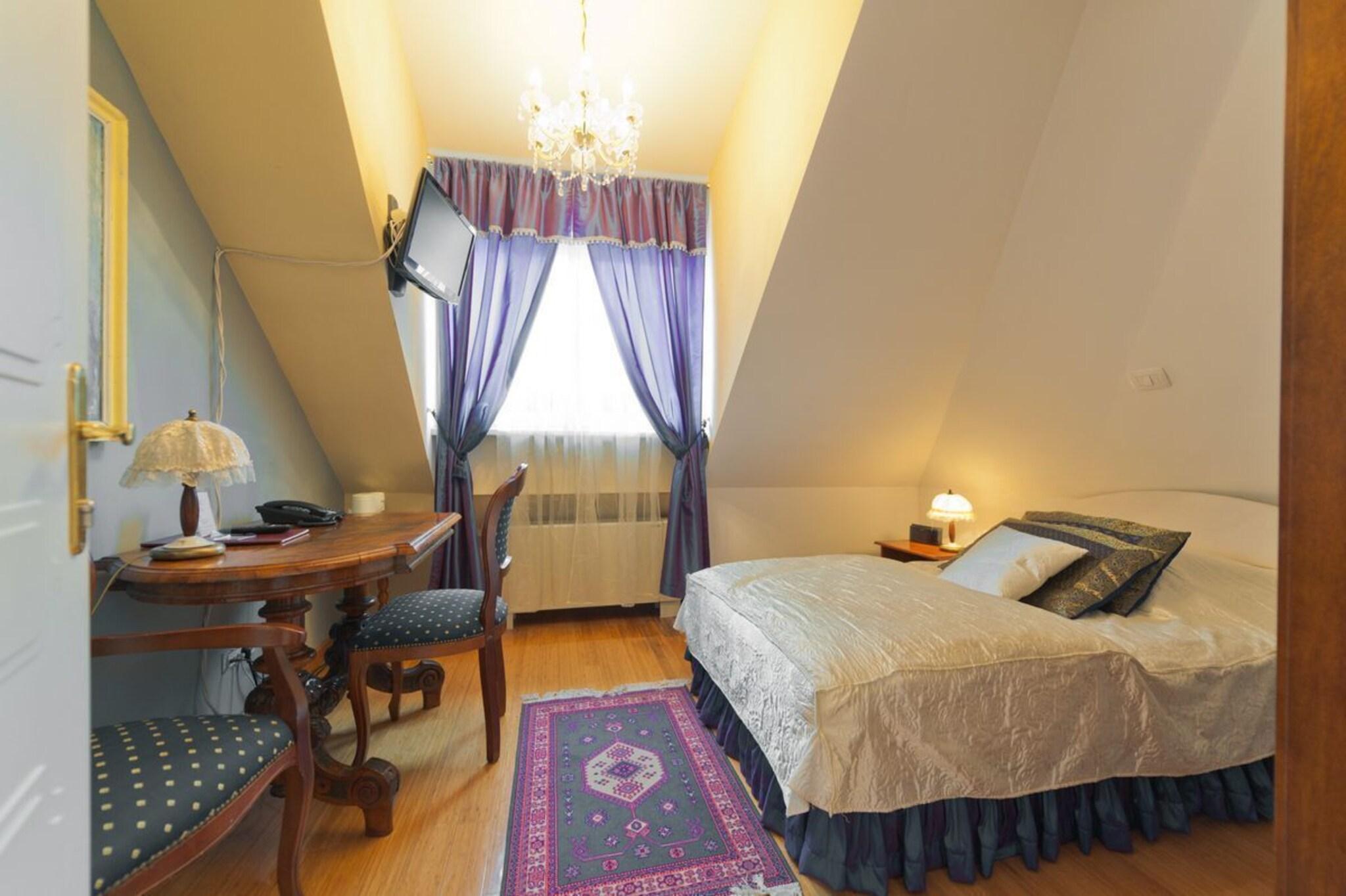 Allegro Hotel by null