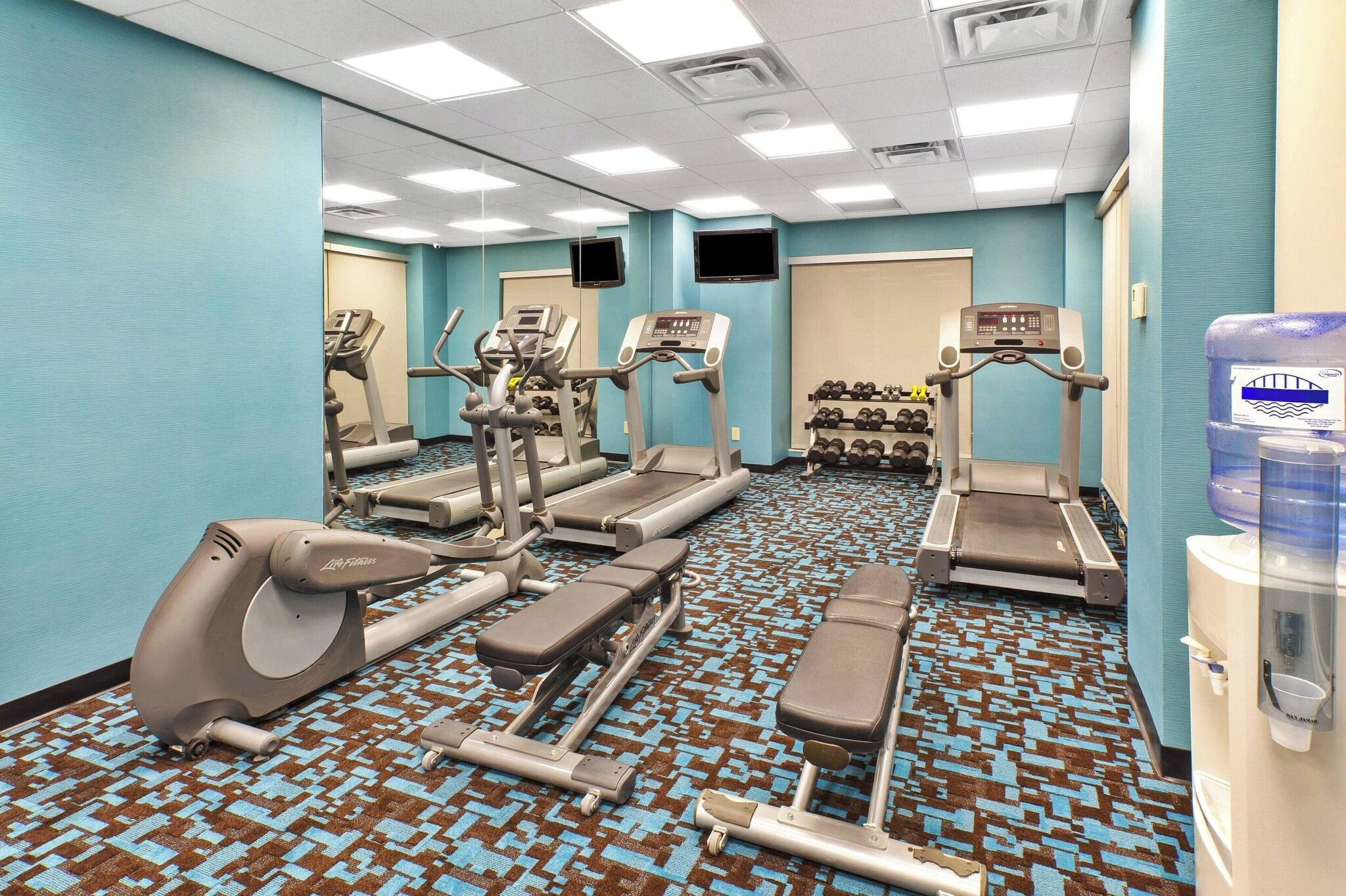 Fairfield Inn & Suites Lexington North