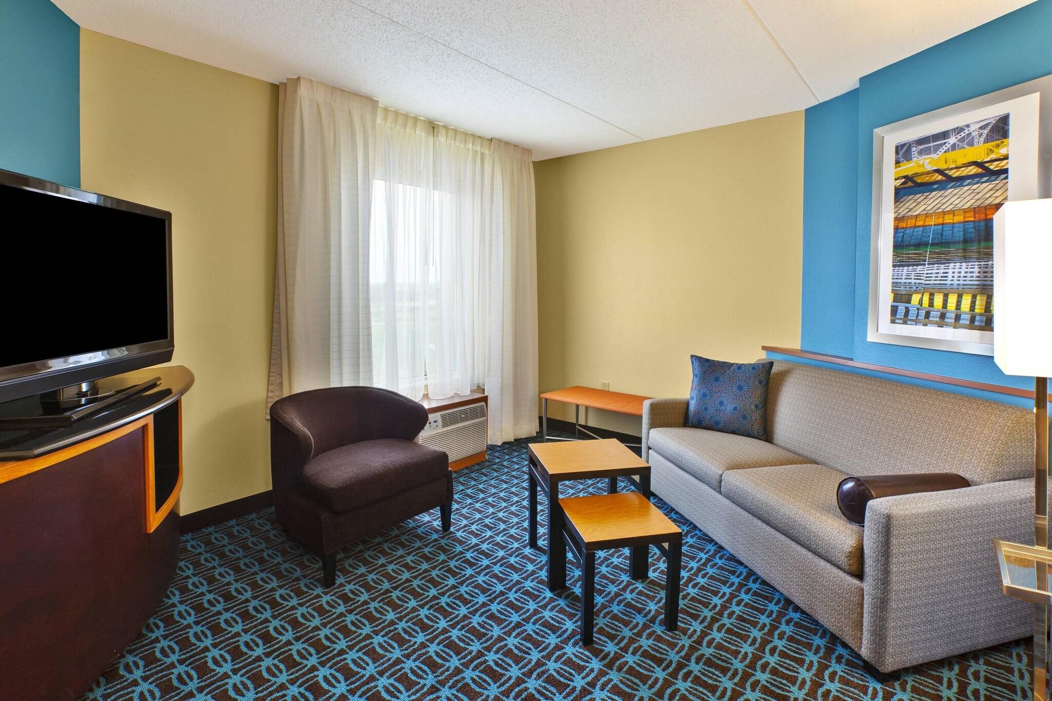 Fairfield Inn & Suites Lexington North
