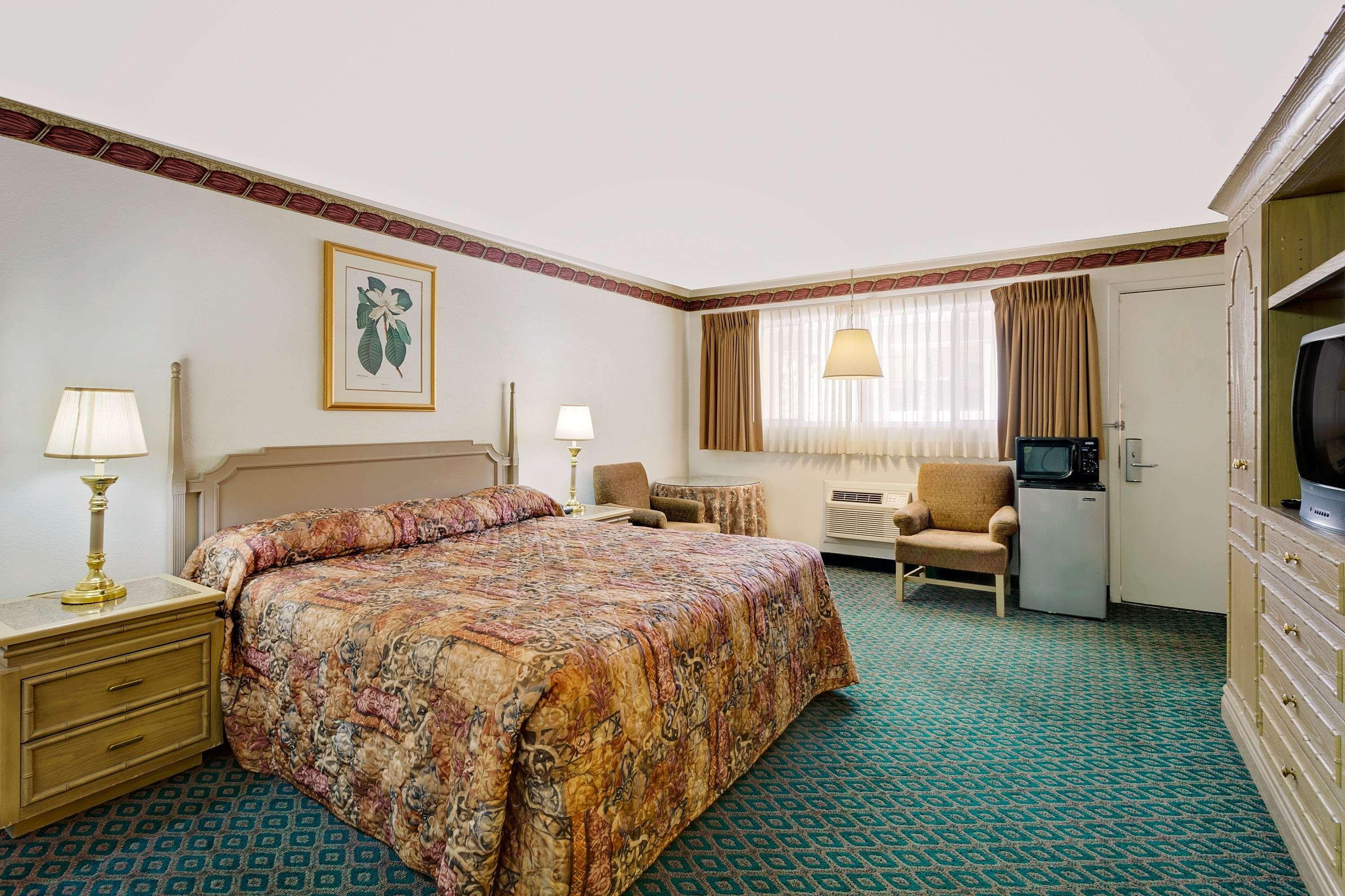 Knights Inn Lake Havasu City