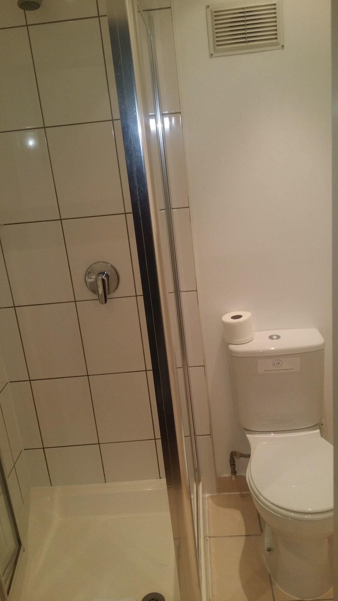 Arriva Hotel by null