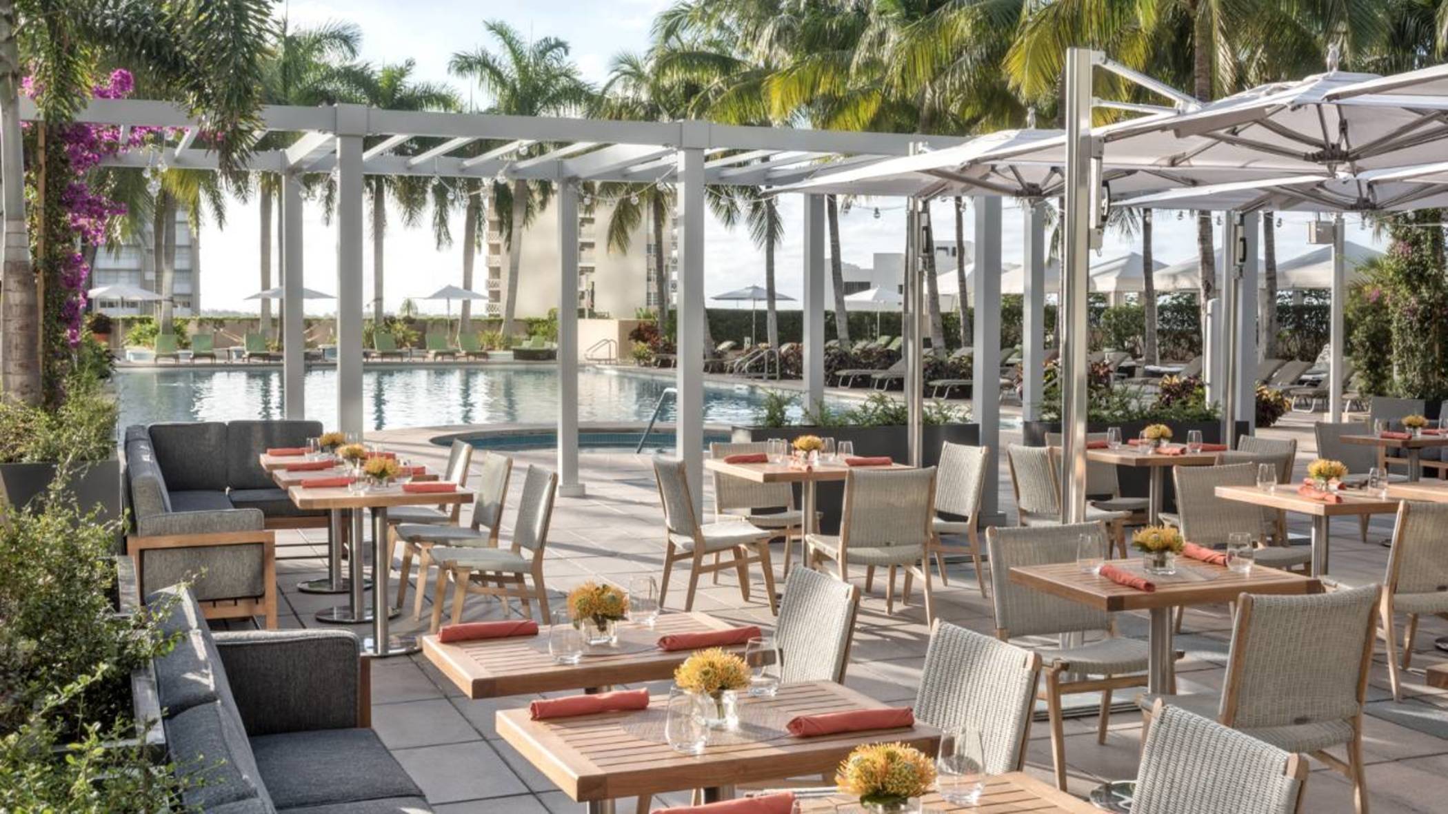 Four Seasons Hotel Miami by null