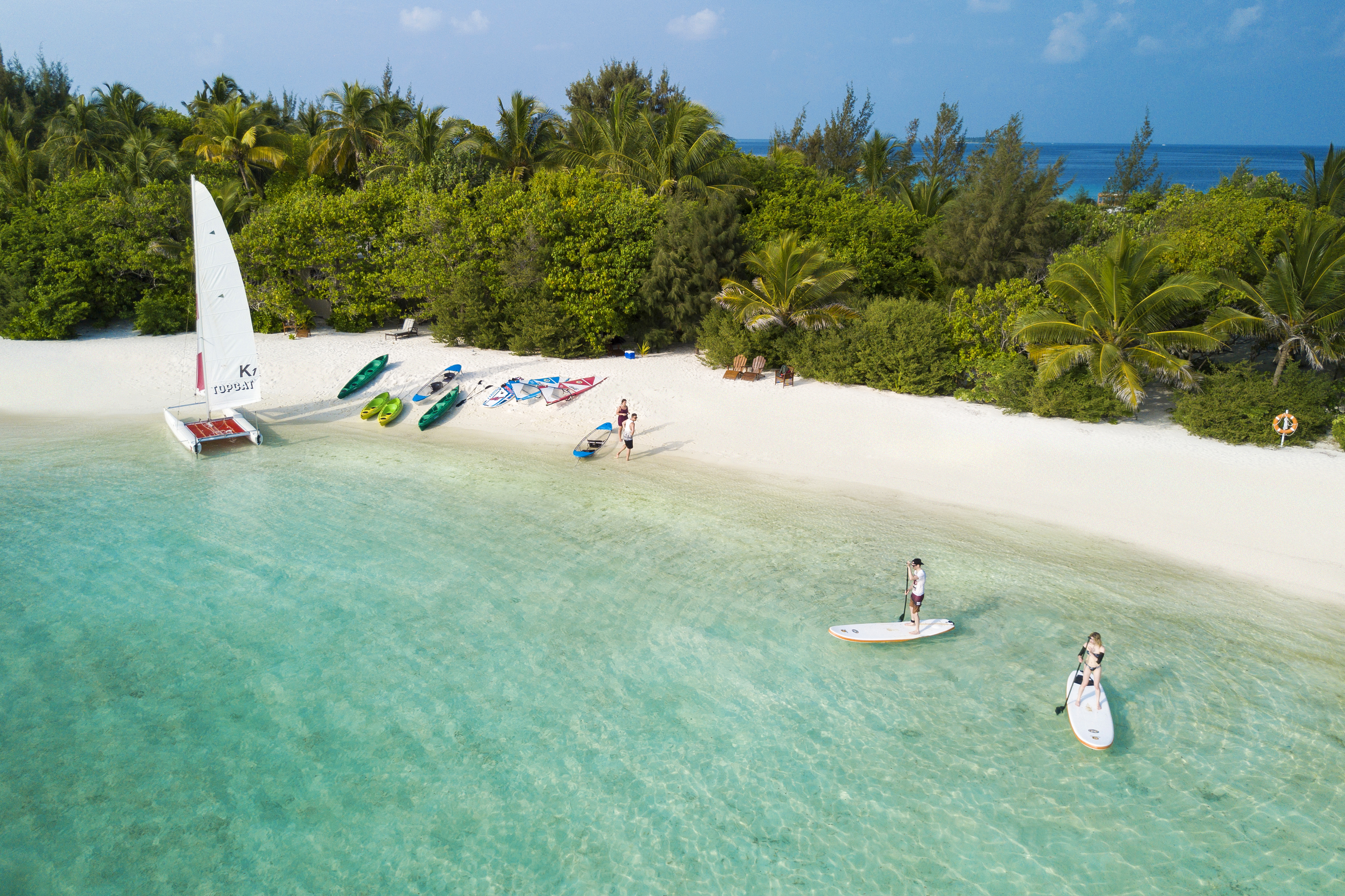 Foto von Summer Resort Island mit türkisfarbenes wasser Oberfläche