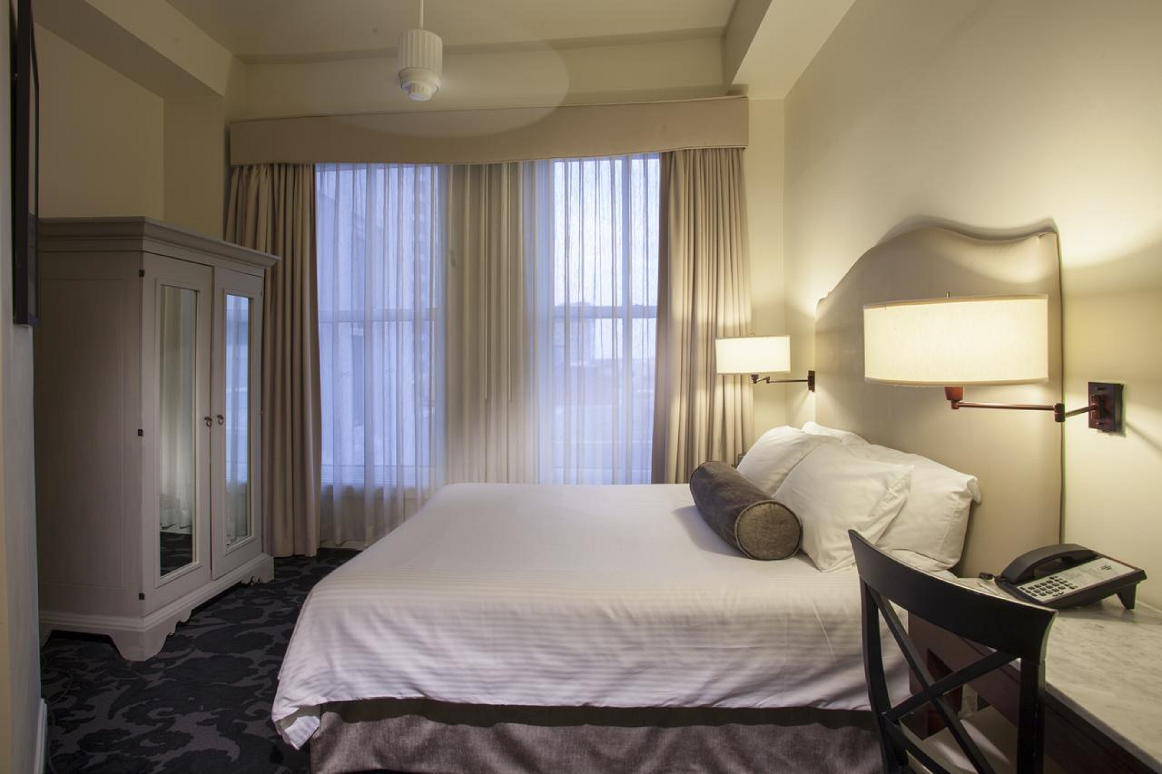 International House Hotel by null