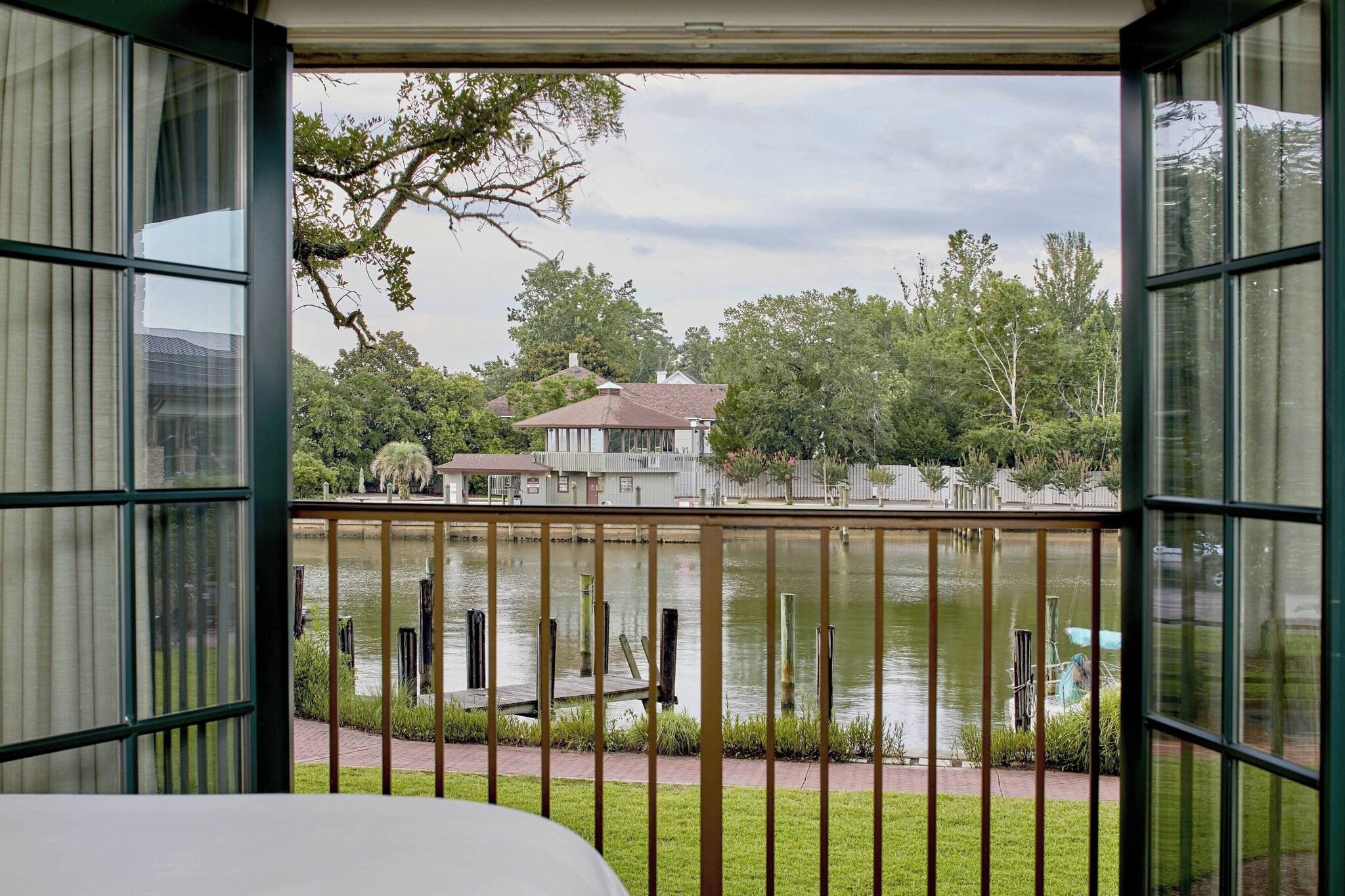 The Grand Hotel by null