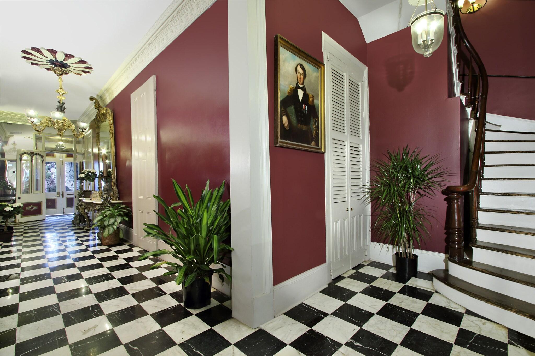 Lamothe House Hotel by null