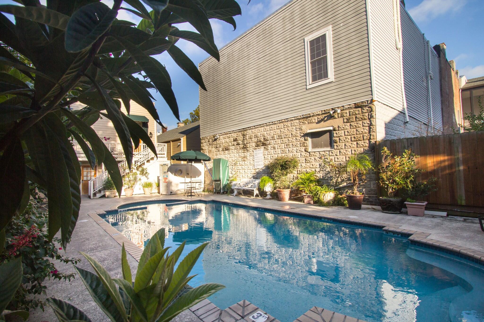 Lamothe House Hotel by null