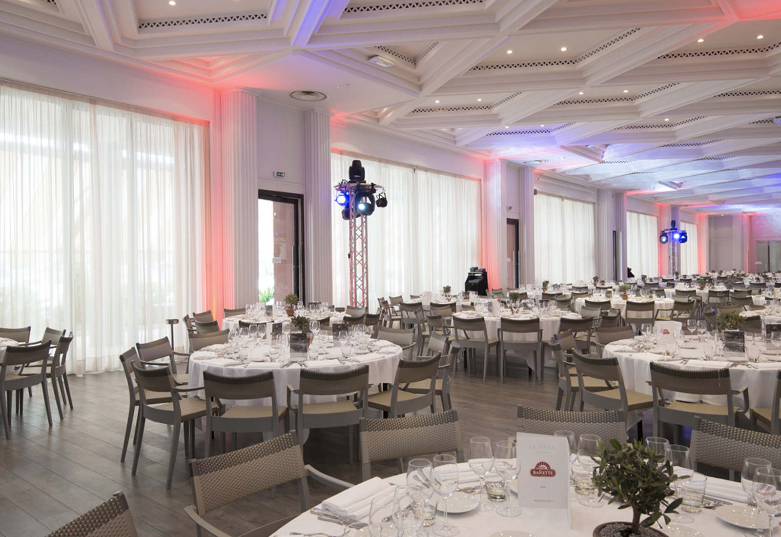 Monte-Carlo Beach Hotel by null