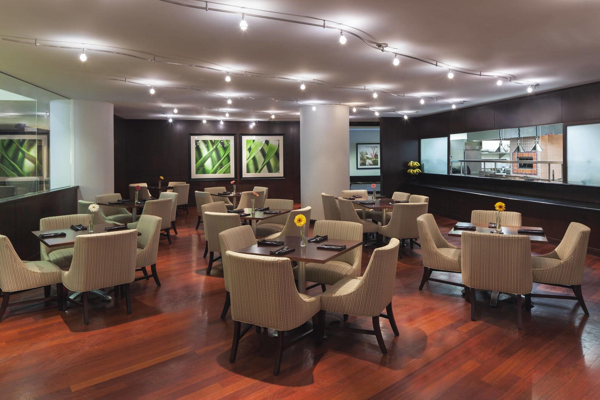 Sheraton Metairie - New Orleans Hotel