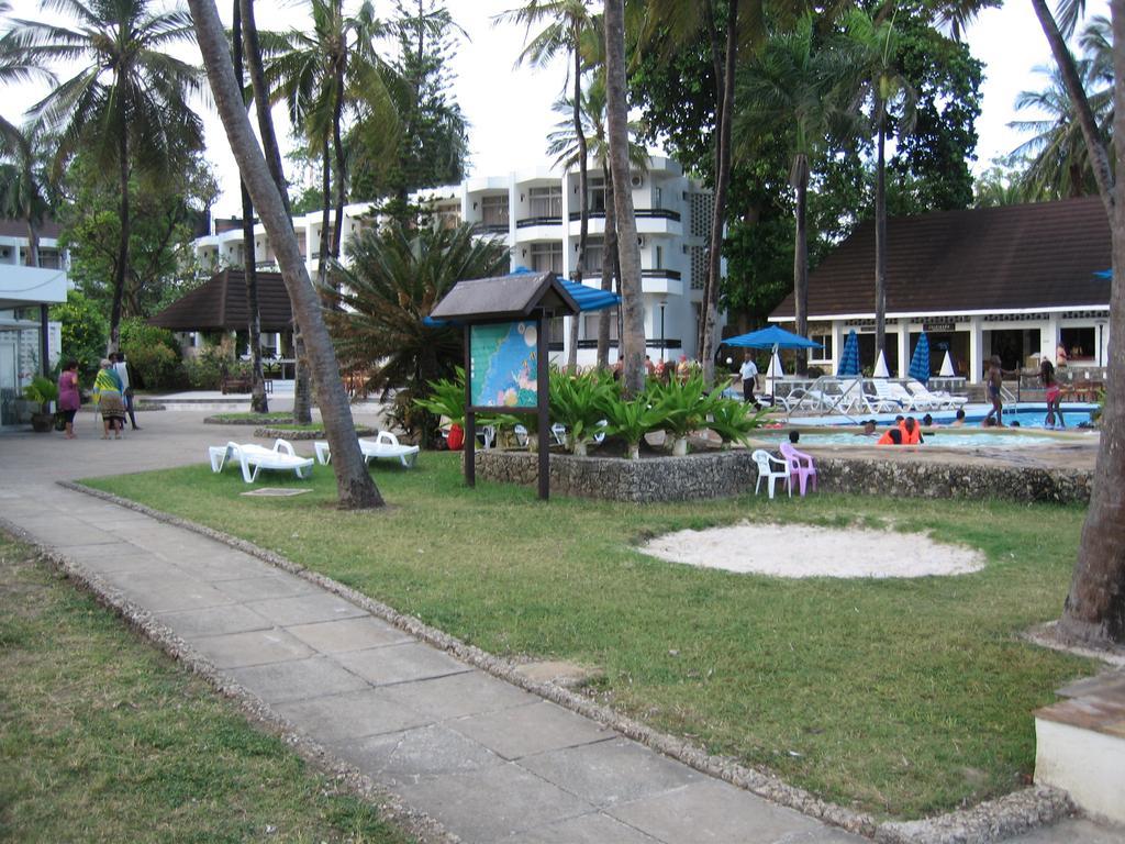 Kenya Bay Beach