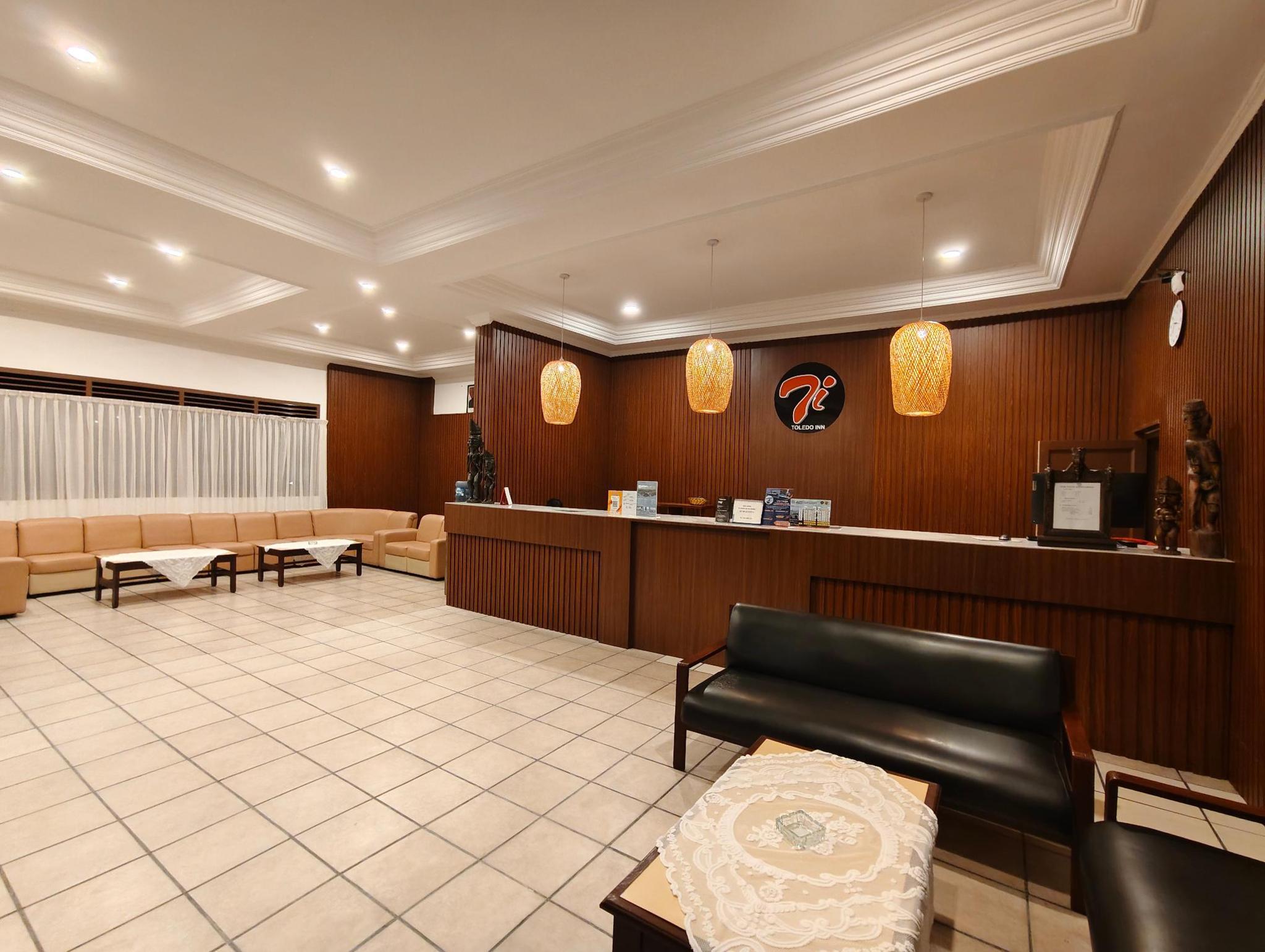 Toledo Inn Samosir