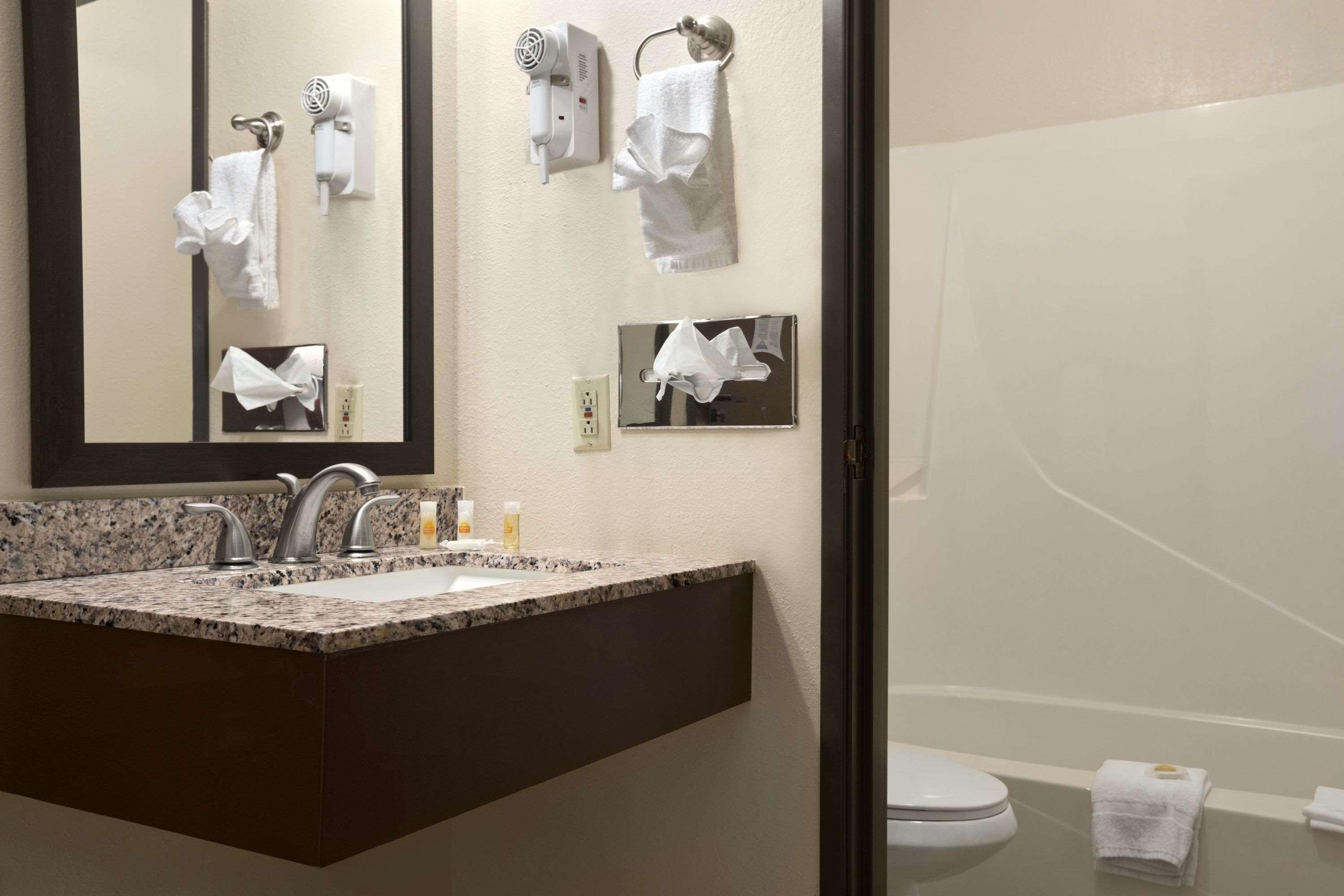 Days Inn & Suites By Wyndham Gunnison