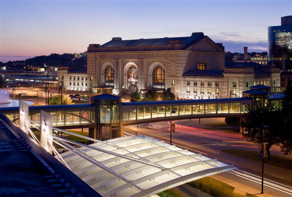 The Westin Kansas City at Crown Center image