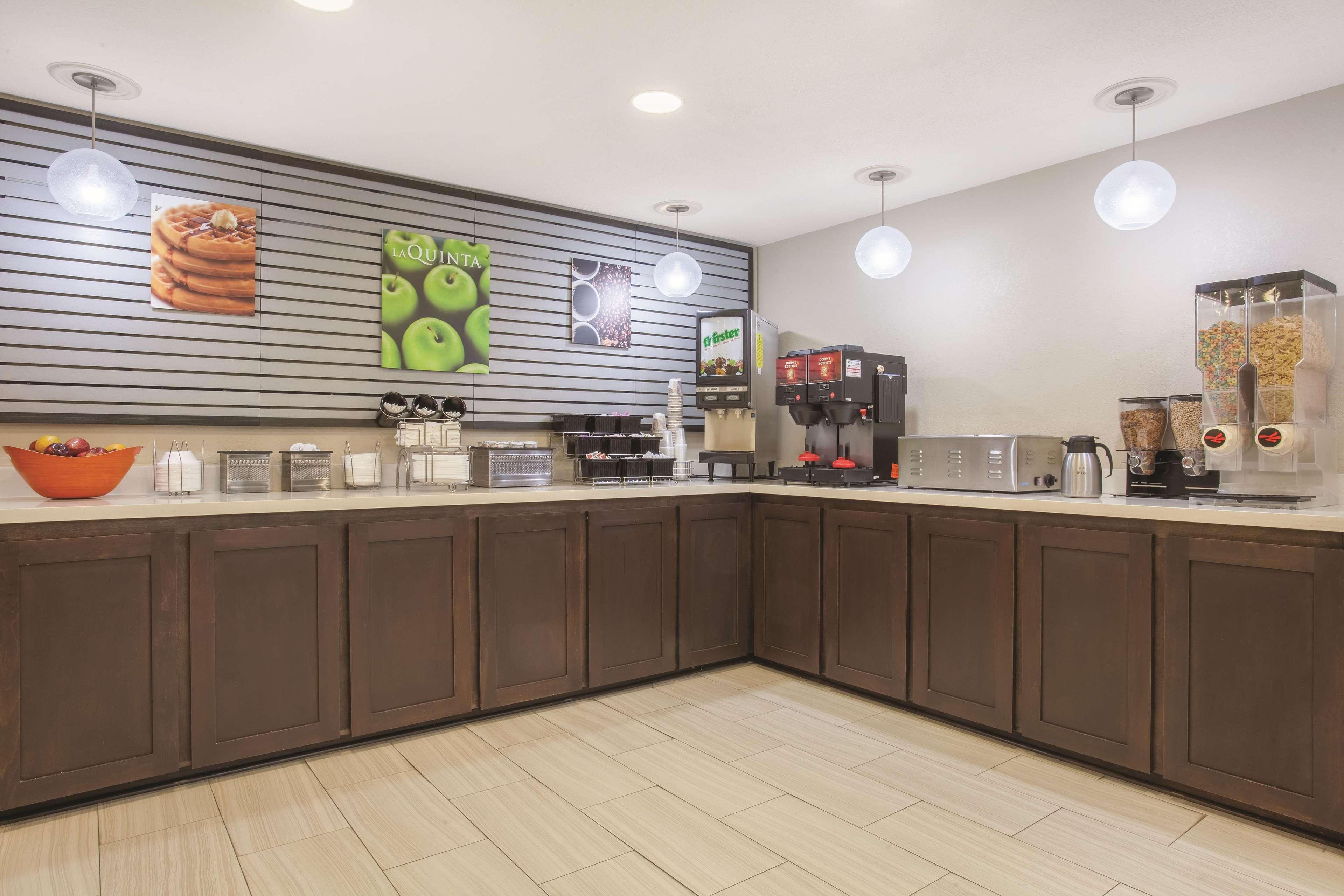 Baymont By Wyndham Moss Point