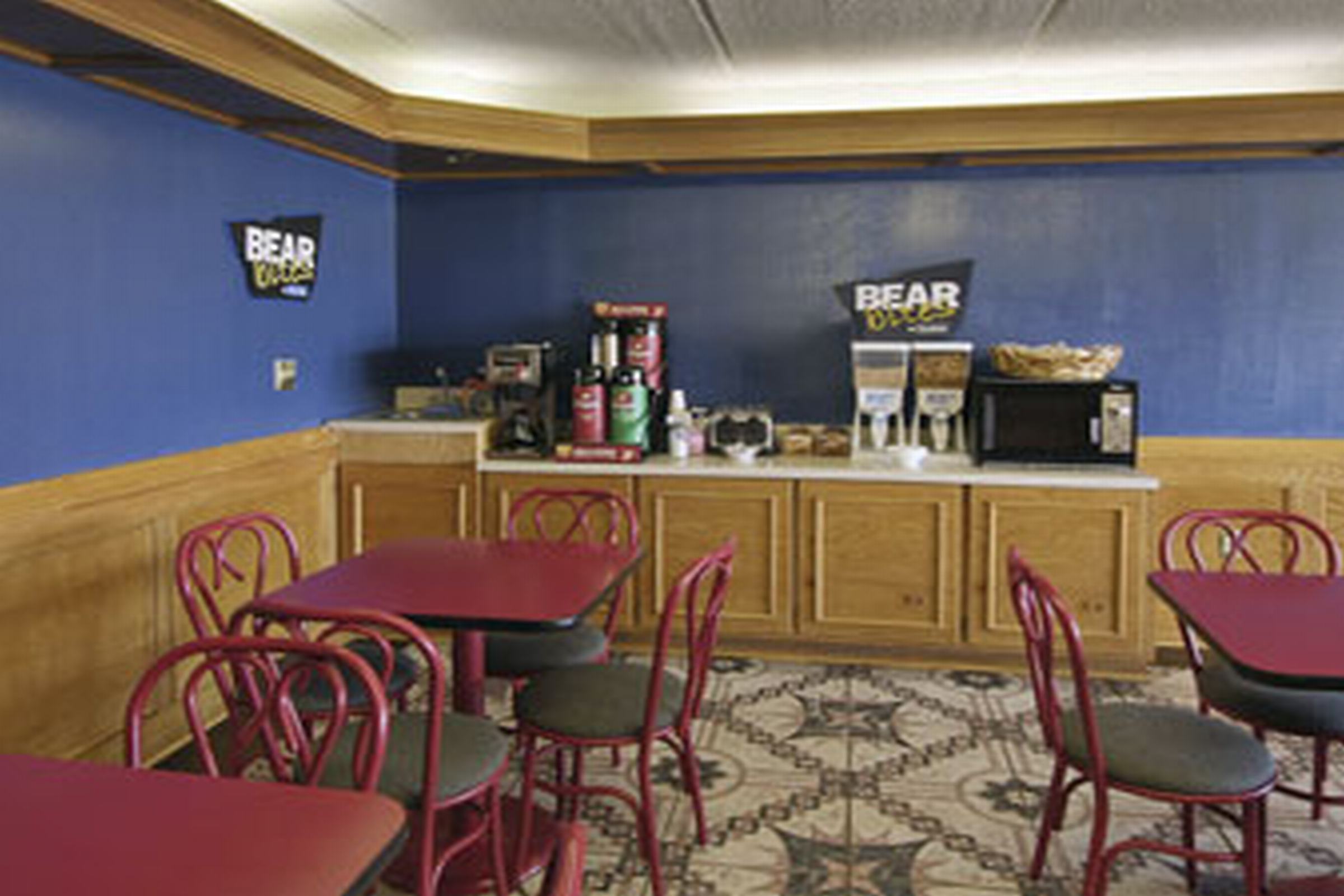 Travelodge Macon North