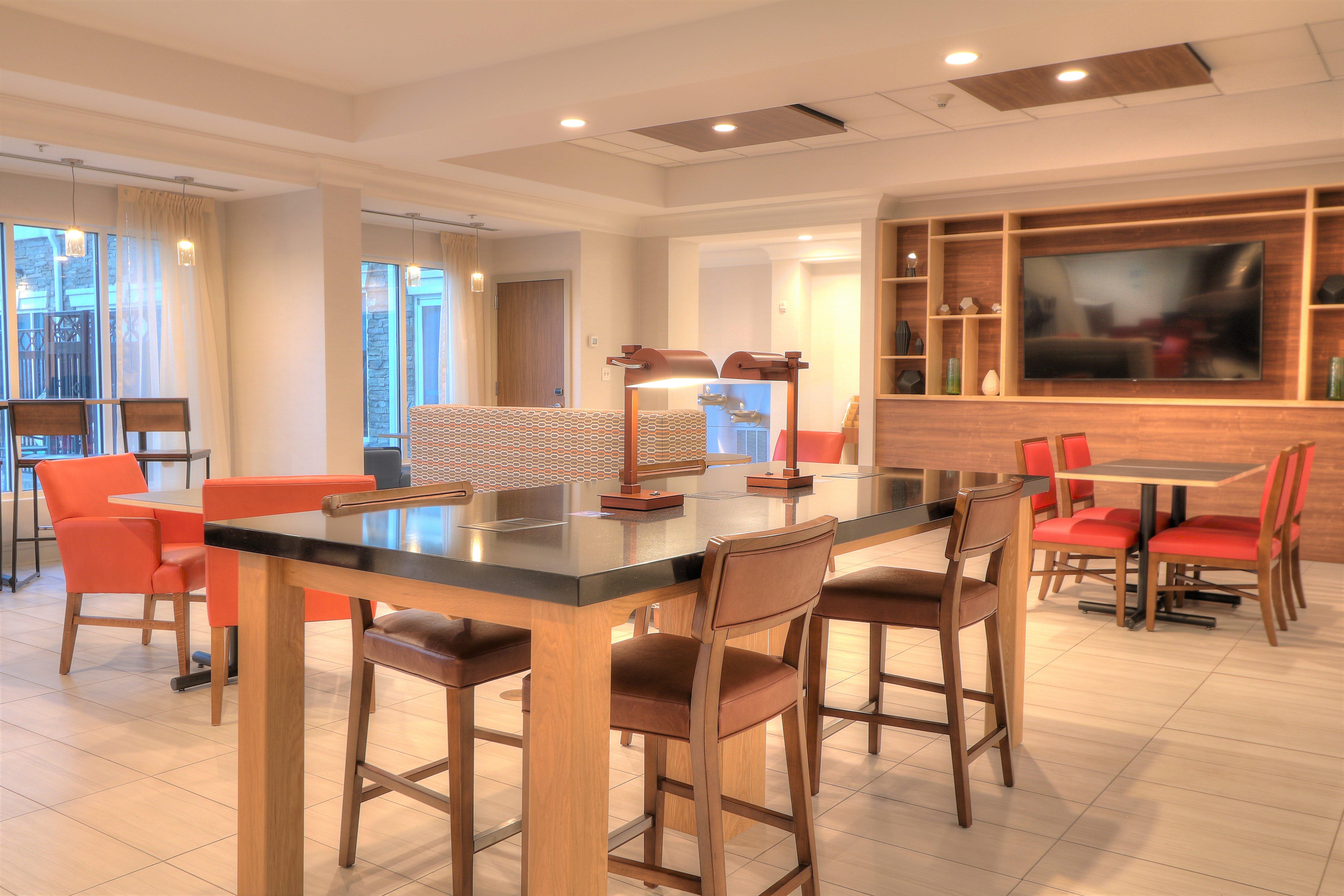 Holiday Inn Express & Suites Mobile/Saraland