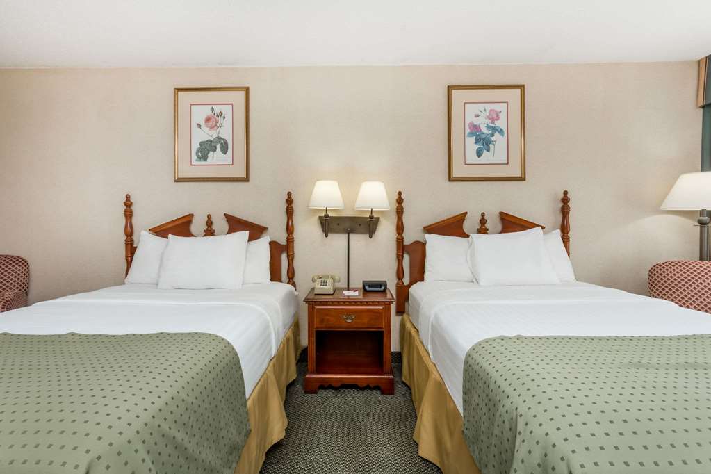 Ramada by Wyndham Perry Near Fairgrounds
