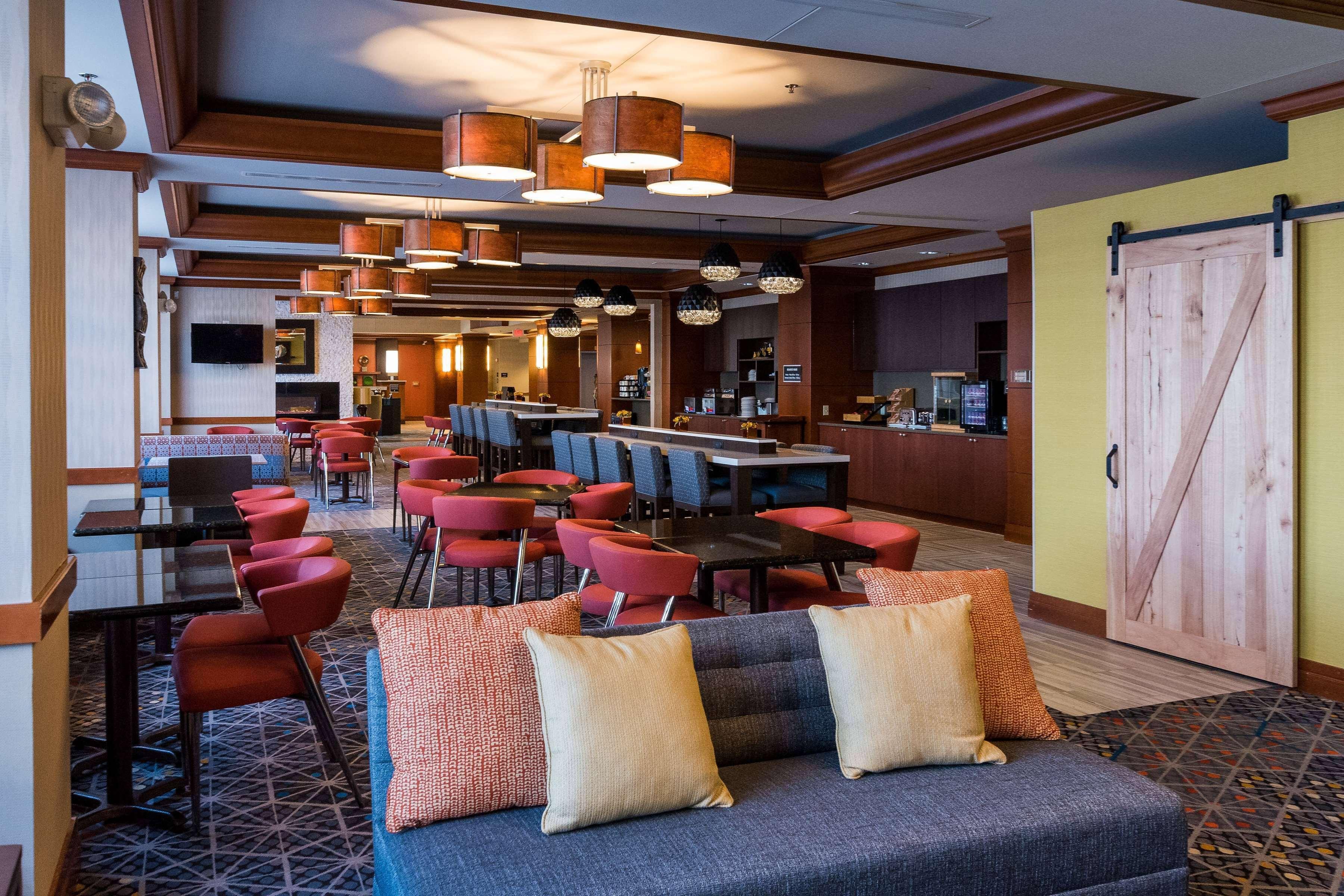 Wyndham Moline On John Deere Commons