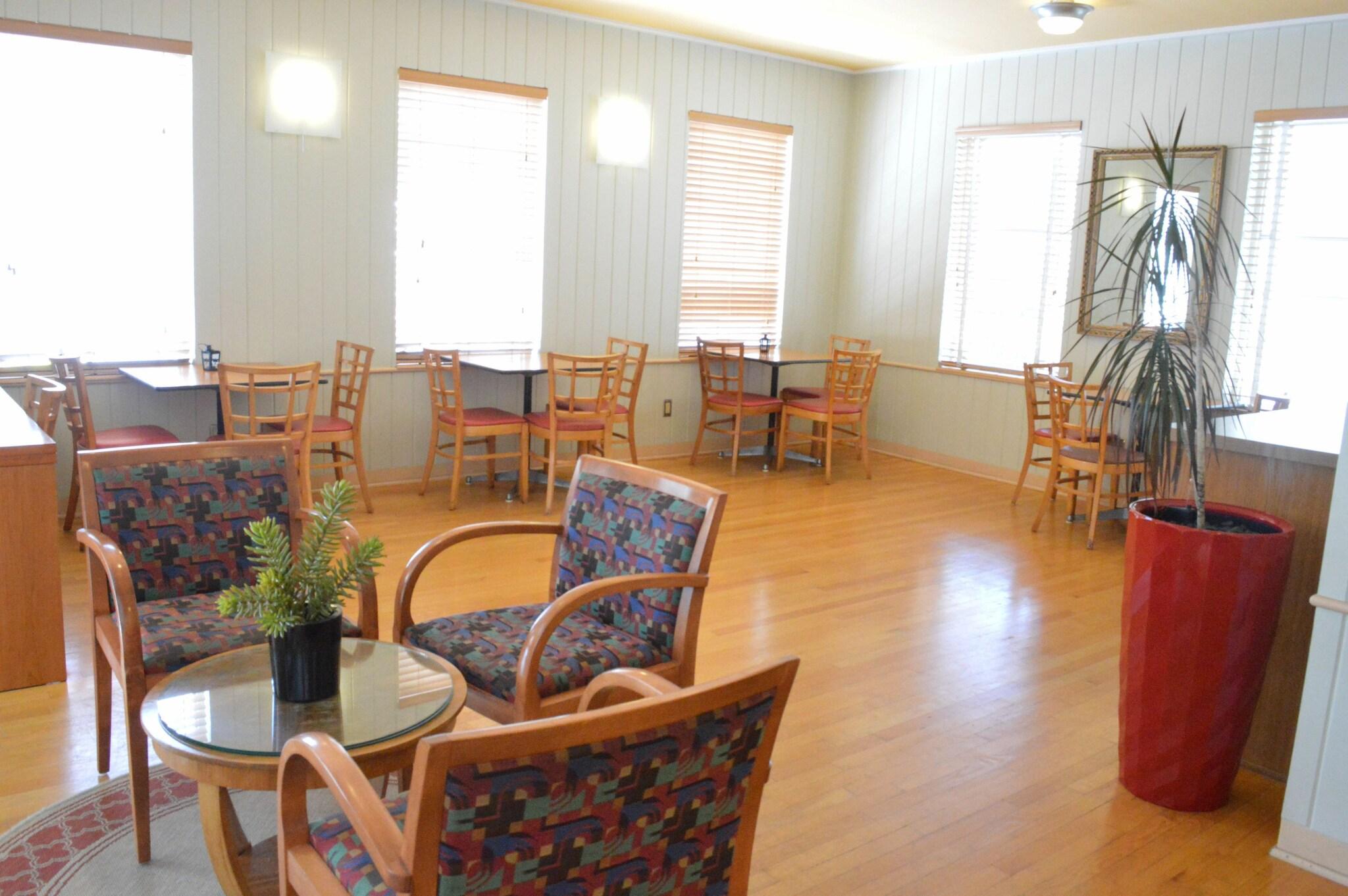 Viscay Hotel and Suites
