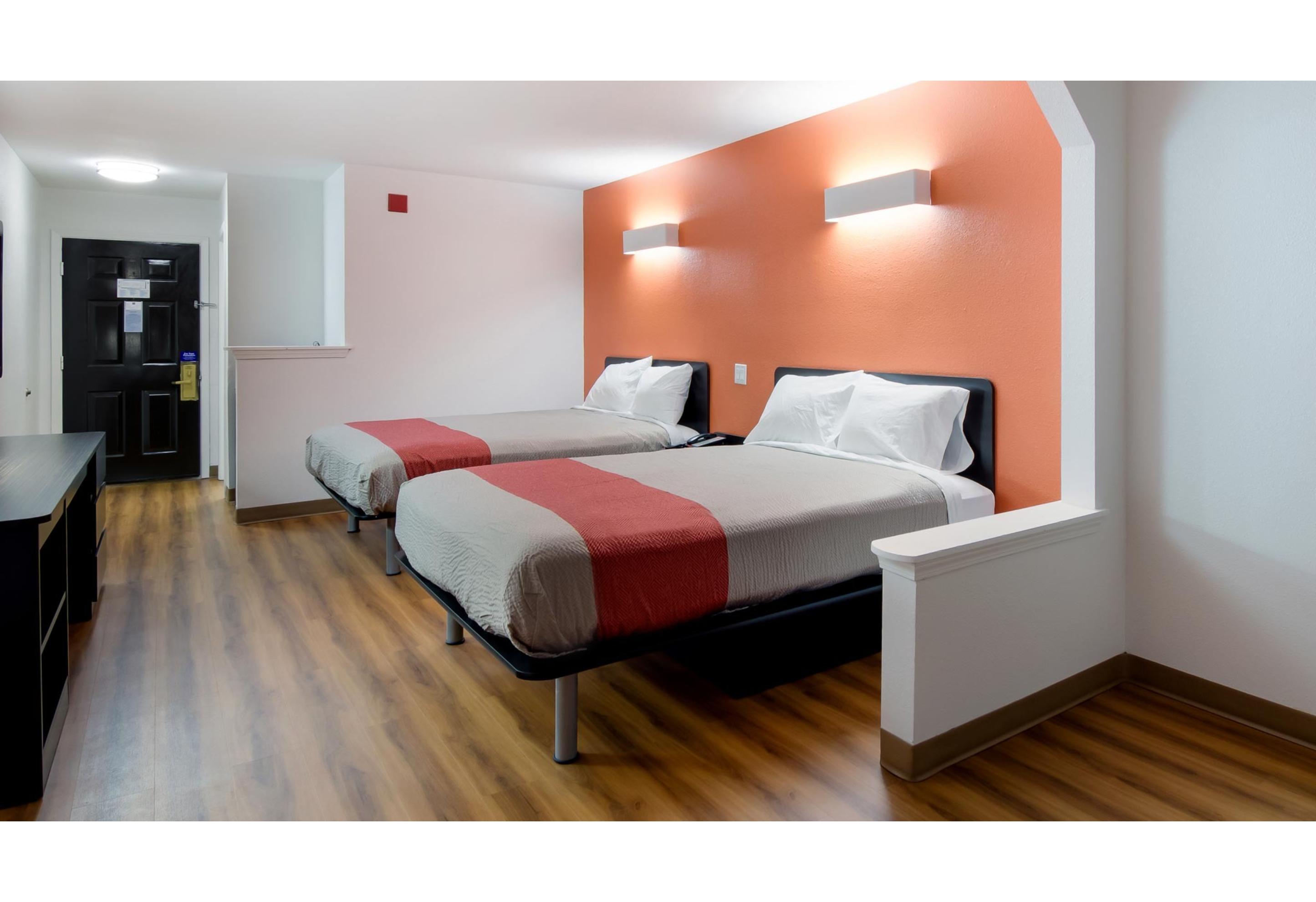 Quad room