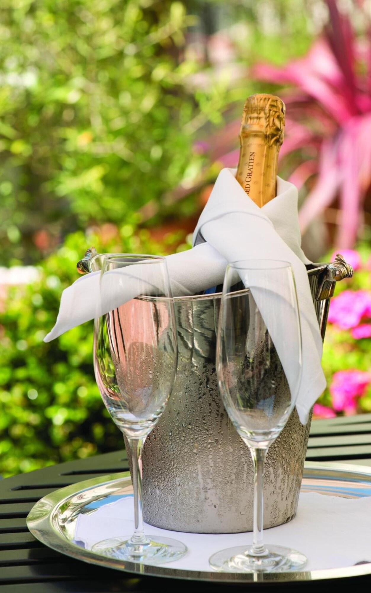 L'Auberge Carmel by null L'Auberge Carmel by null