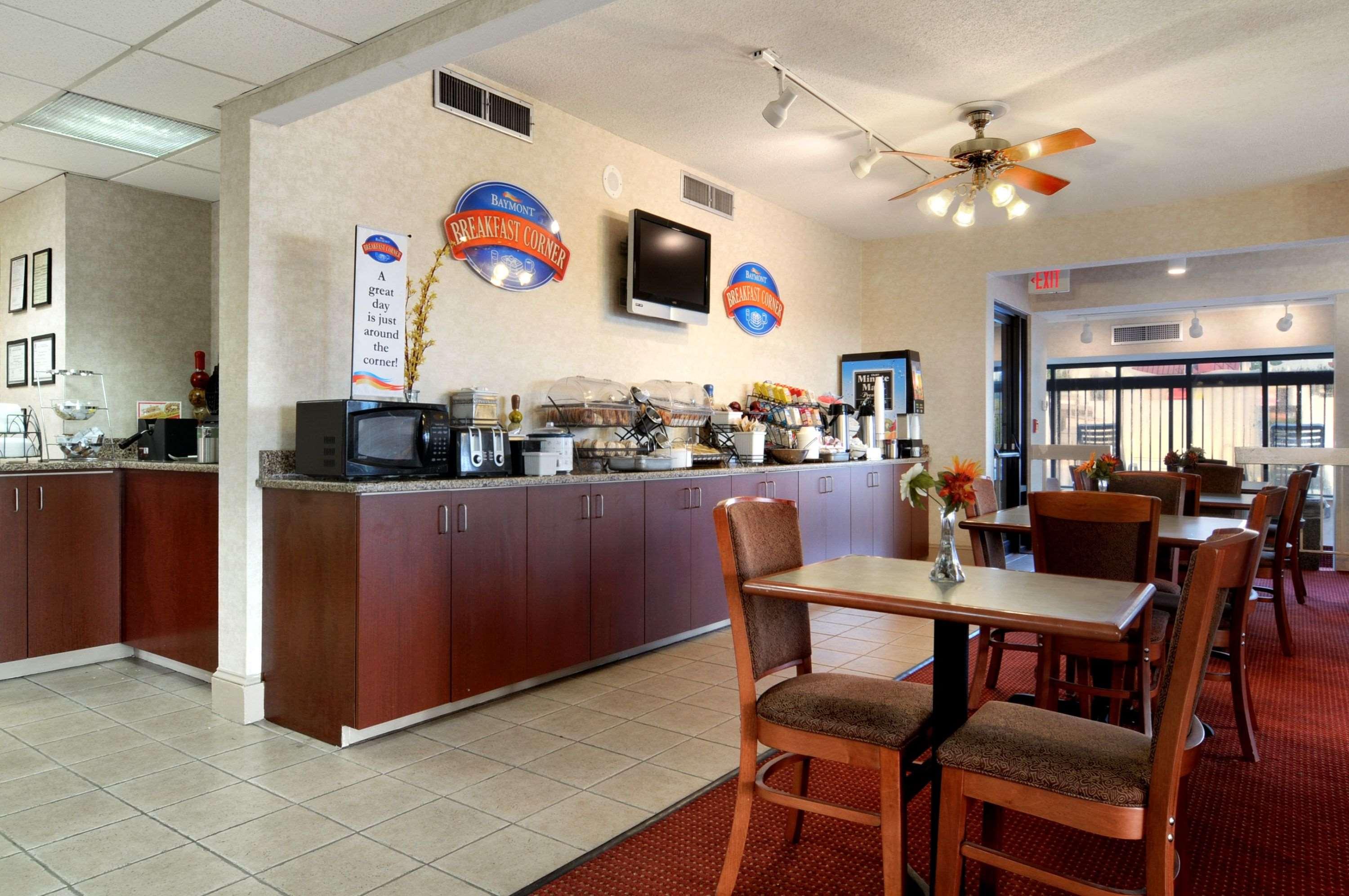 Baymont By Wyndham Macon I-75