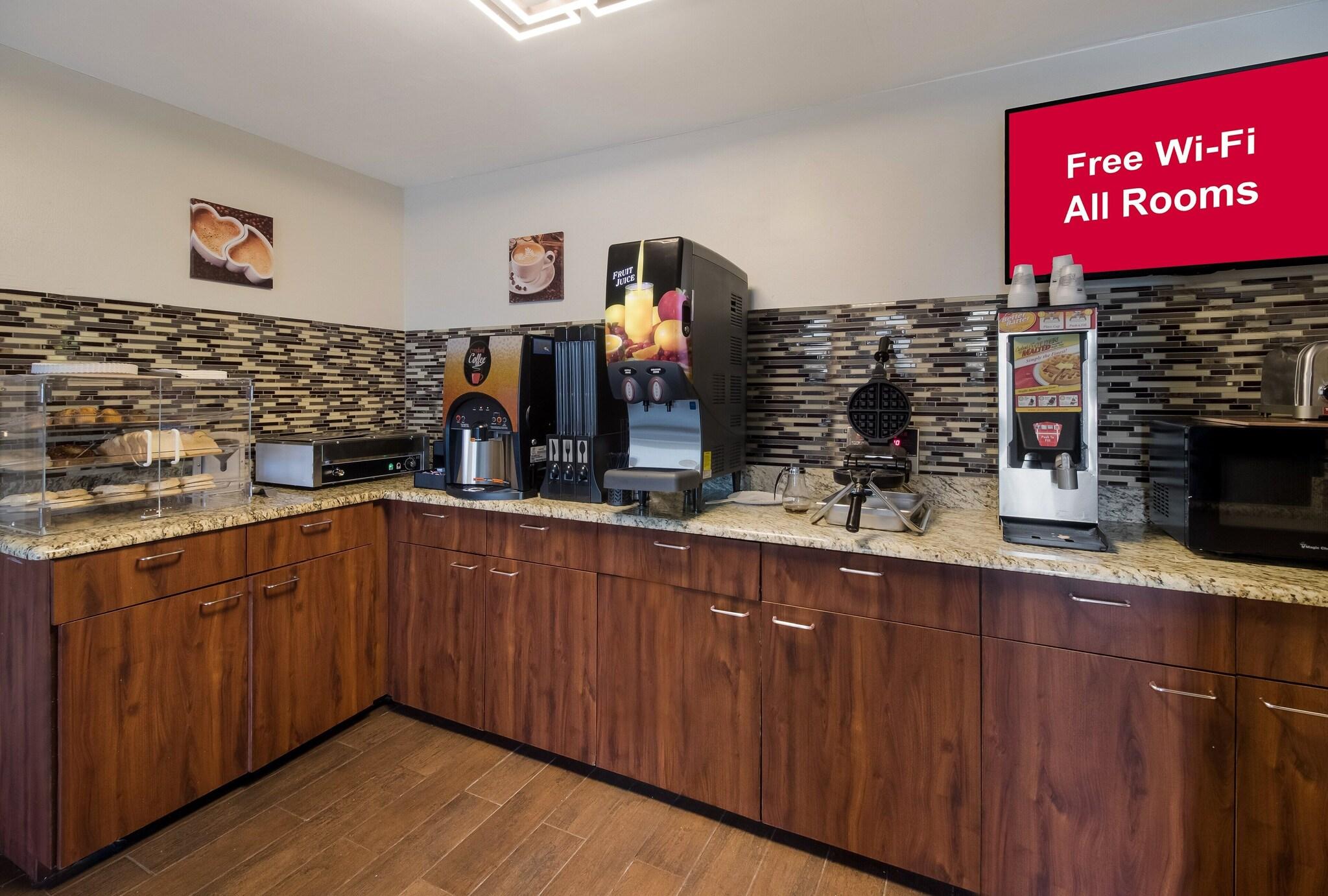 Red Roof Inn & Suites Jackson