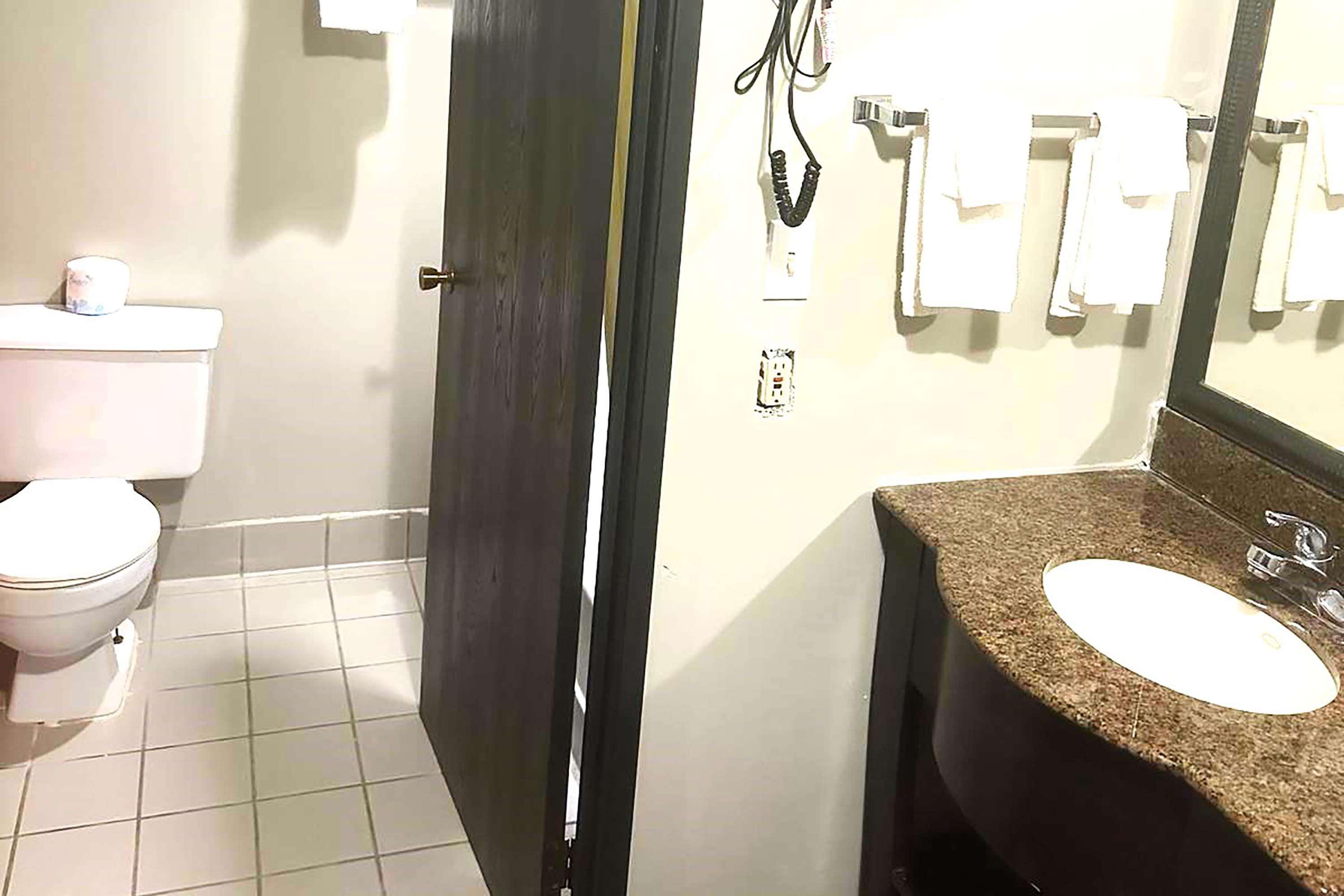 Super 8 By Wyndham Fort Scott