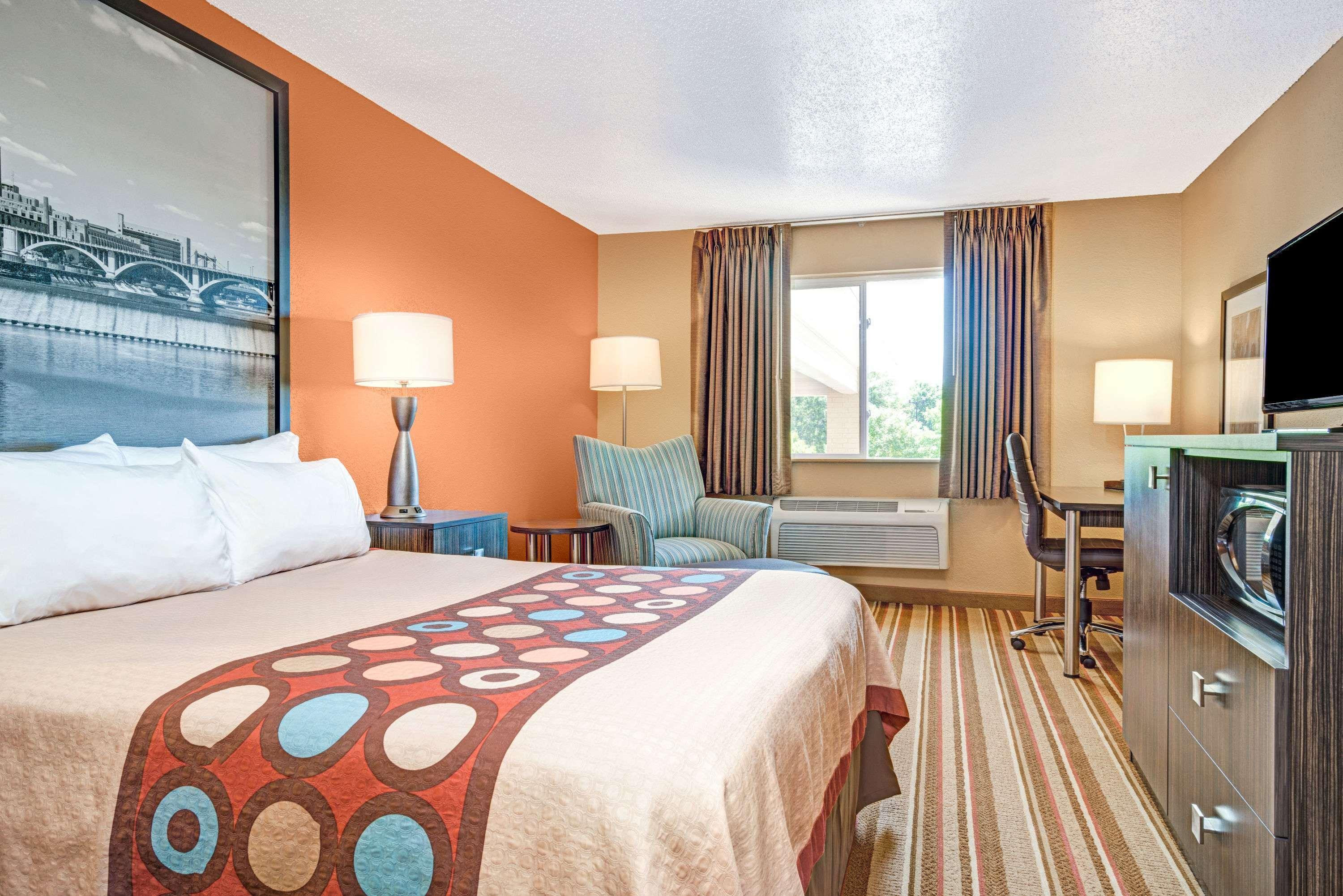 Blaine Town Inn & Suites