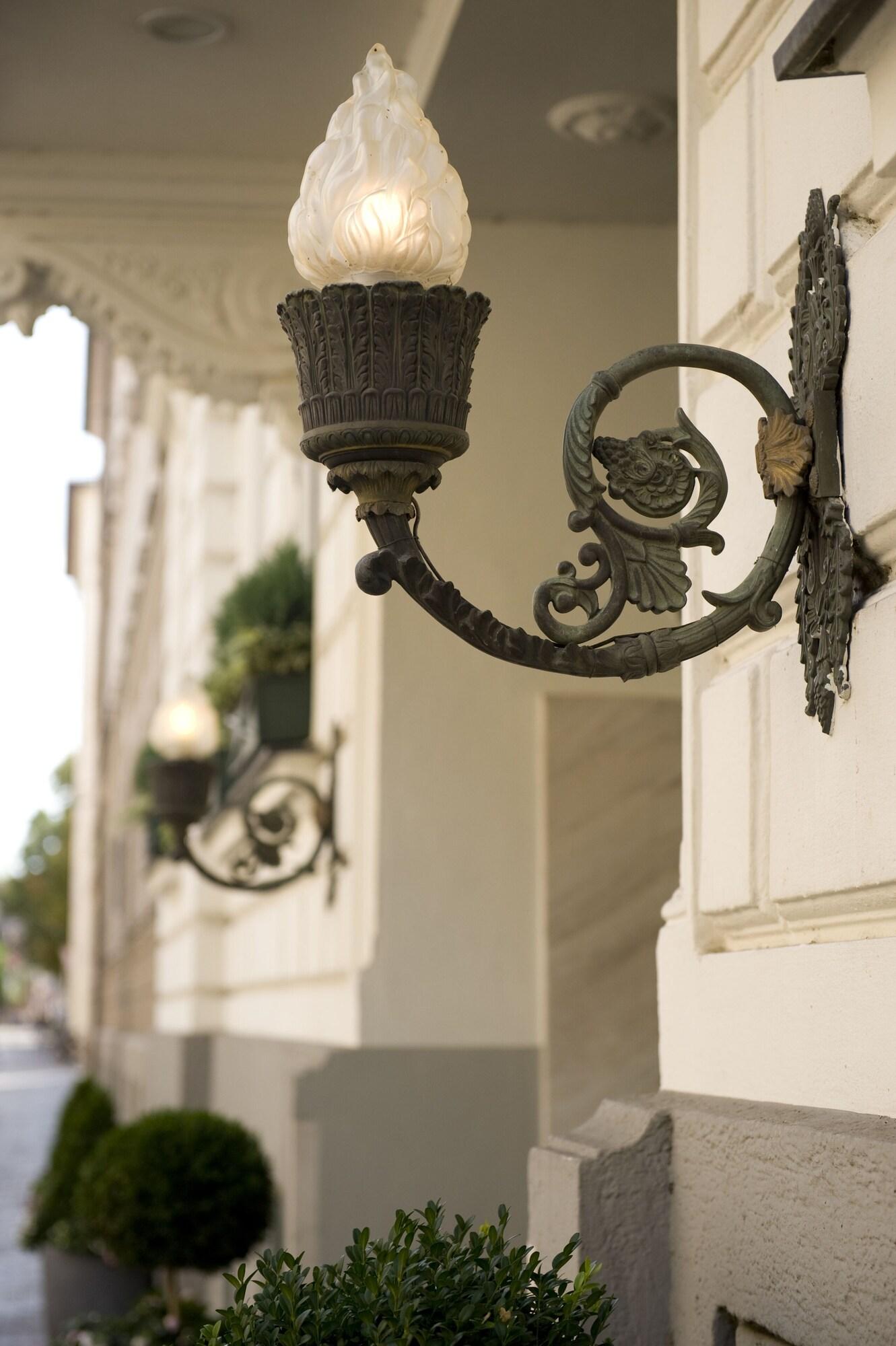 Splendid-Dollmann Hotel by null