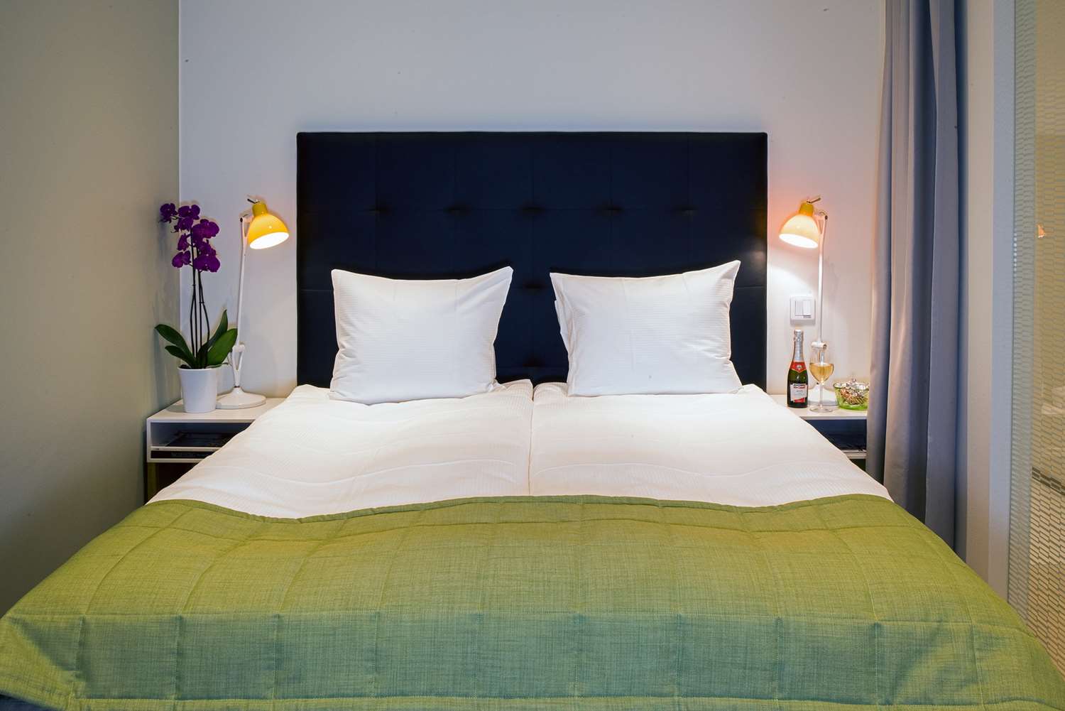 First Hotel Planetstaden by null