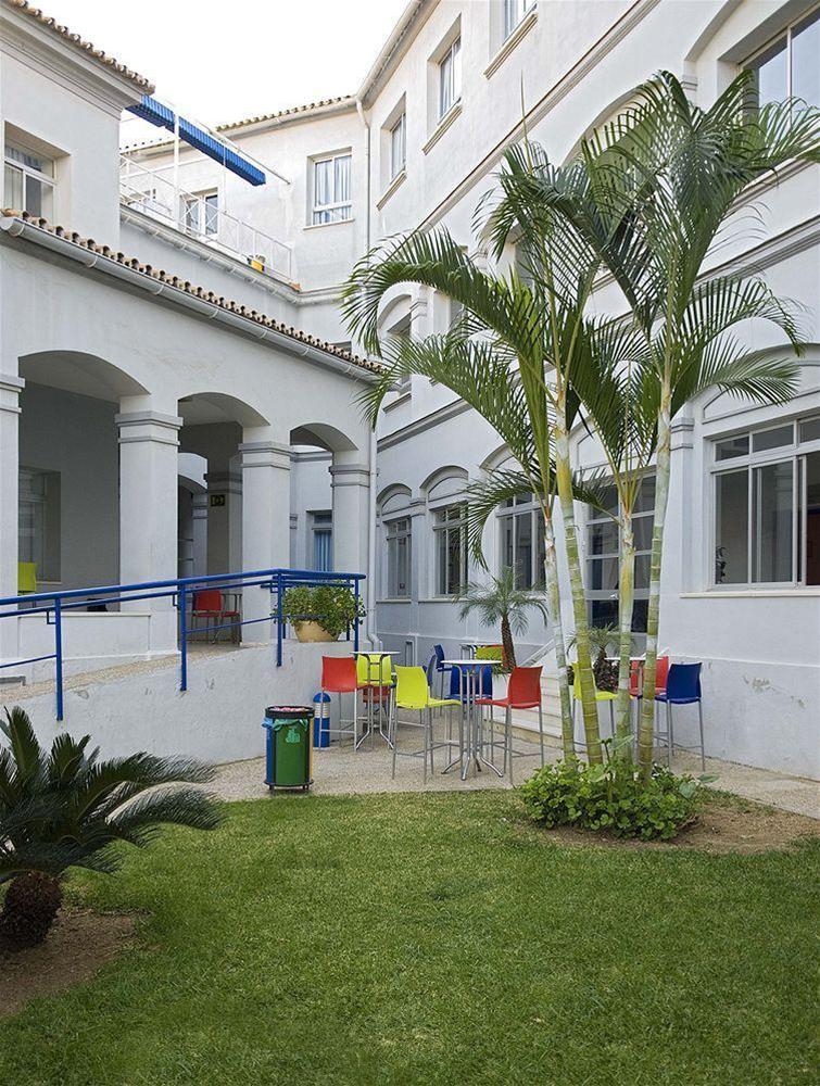 Malaga Inturjoven Youth Hostel