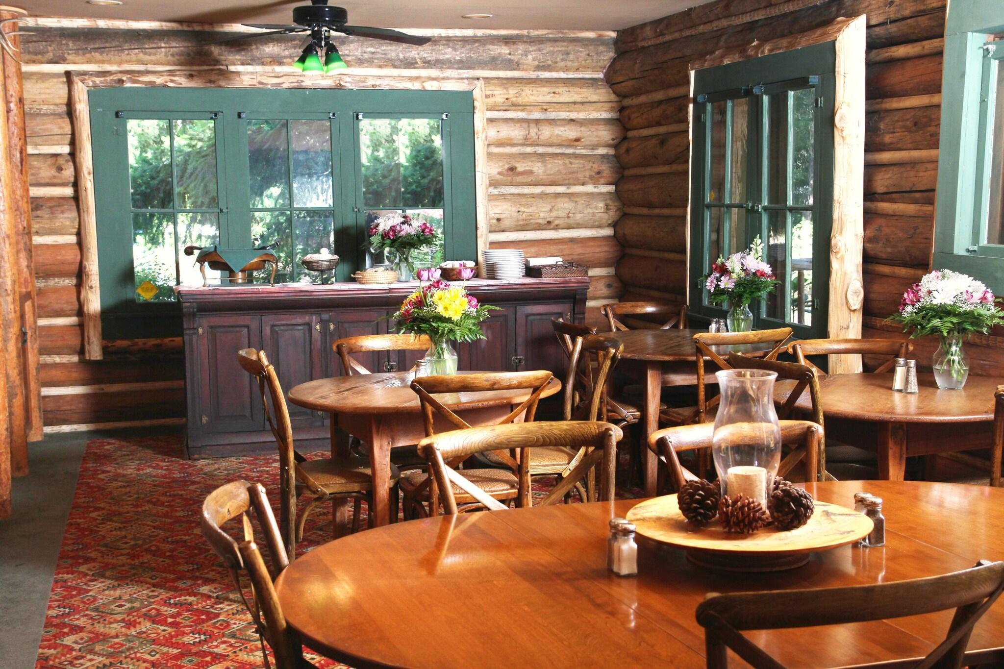Weasku Inn