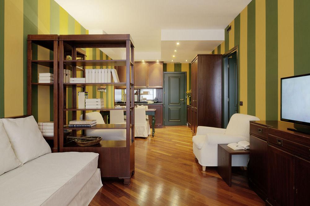 Camperio House Suites & Apartments - photo