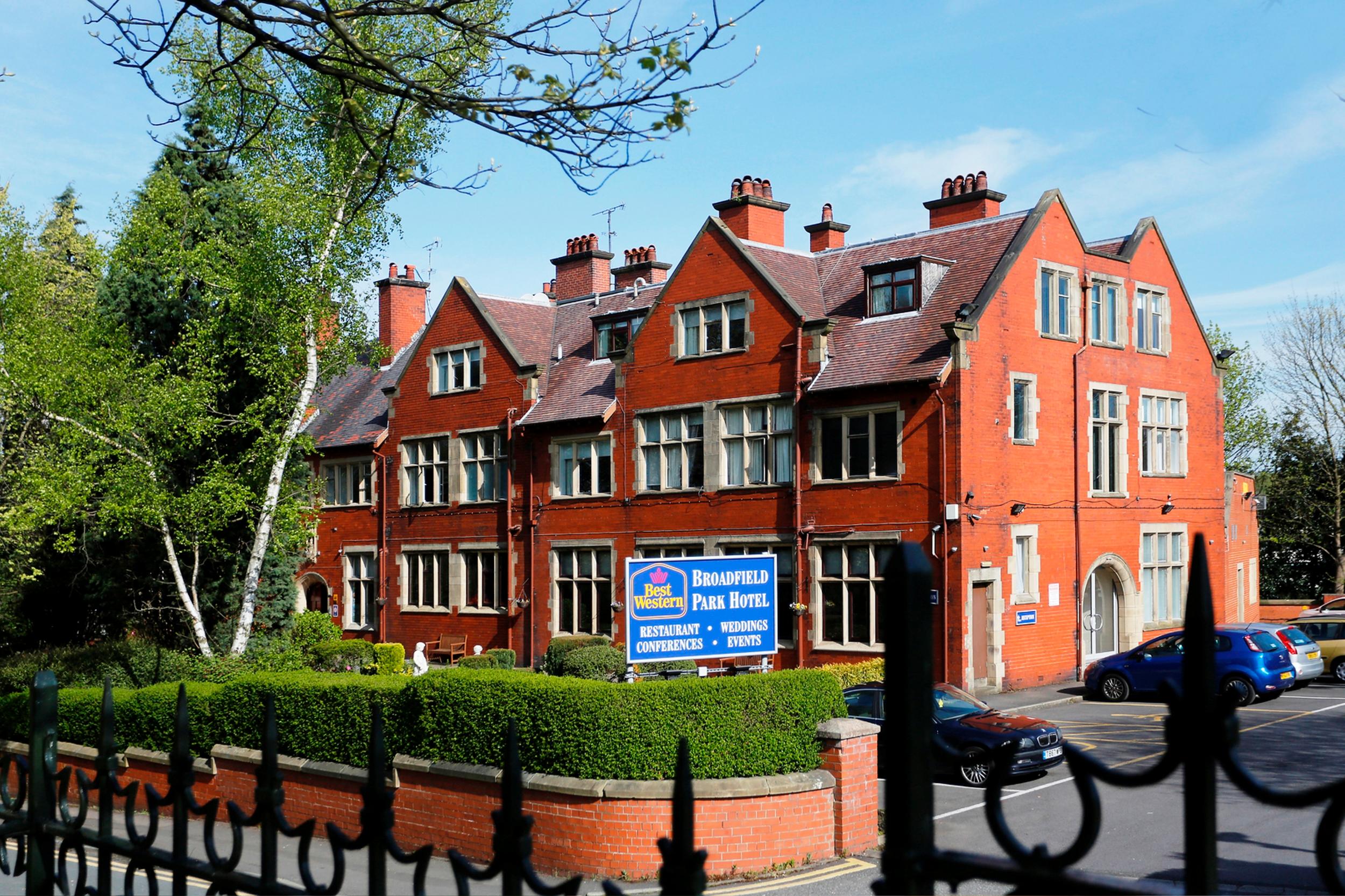 Broadfield Park Hotel image