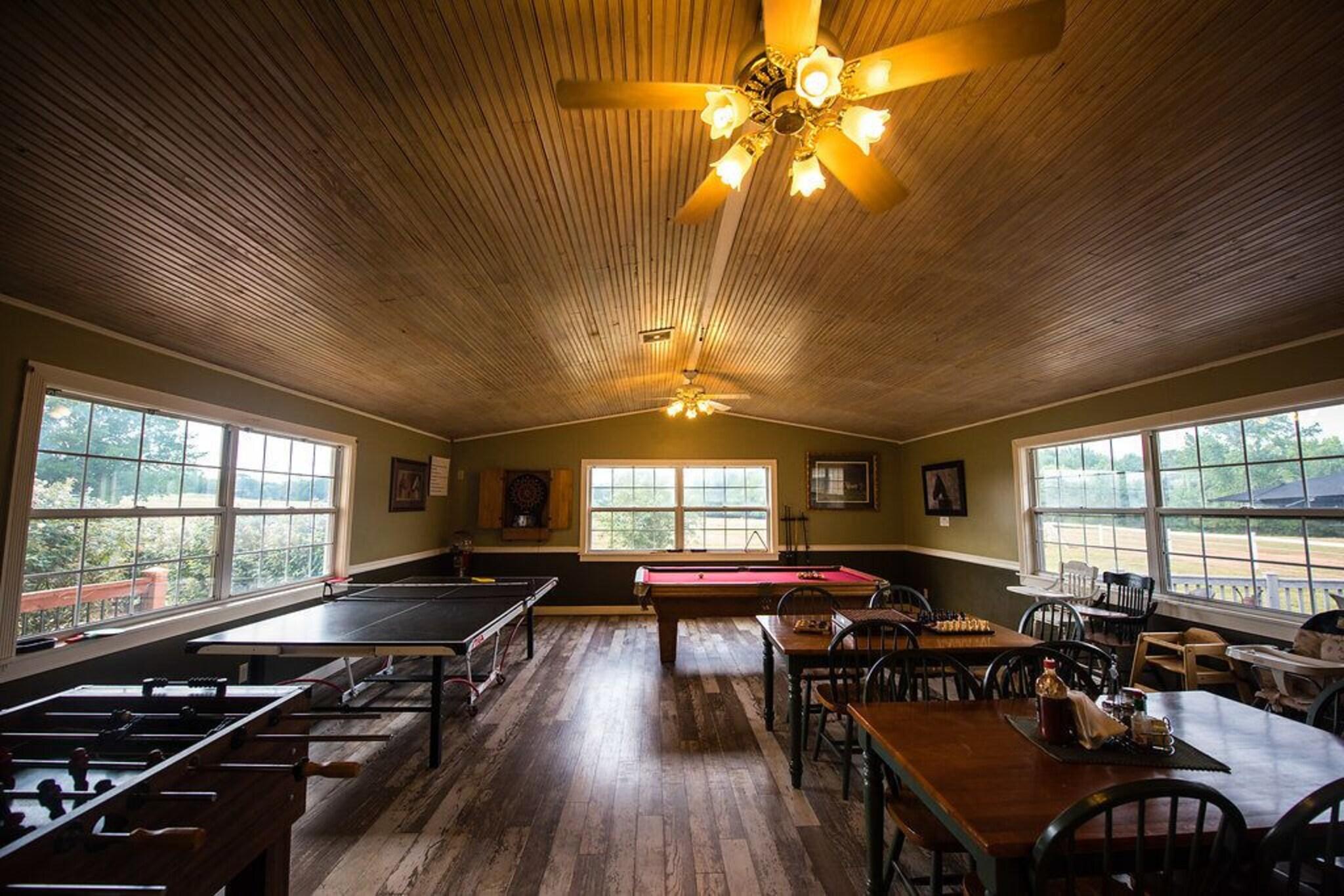 Sports and Entertainment 3, Southern Cross Ranch, Morgan