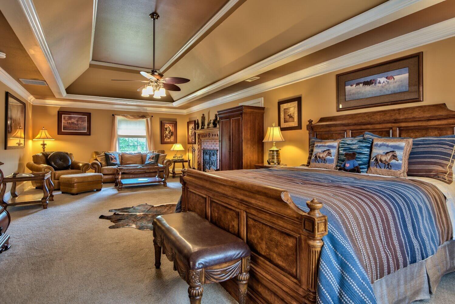 Room 2, Southern Cross Ranch, Morgan