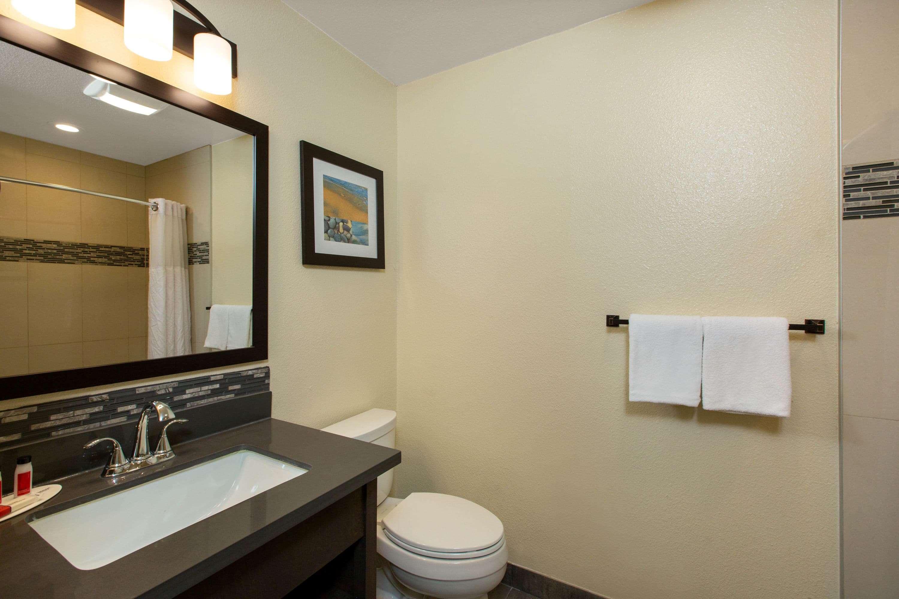 Days Inn by Wyndham Monterey-Fisherman's